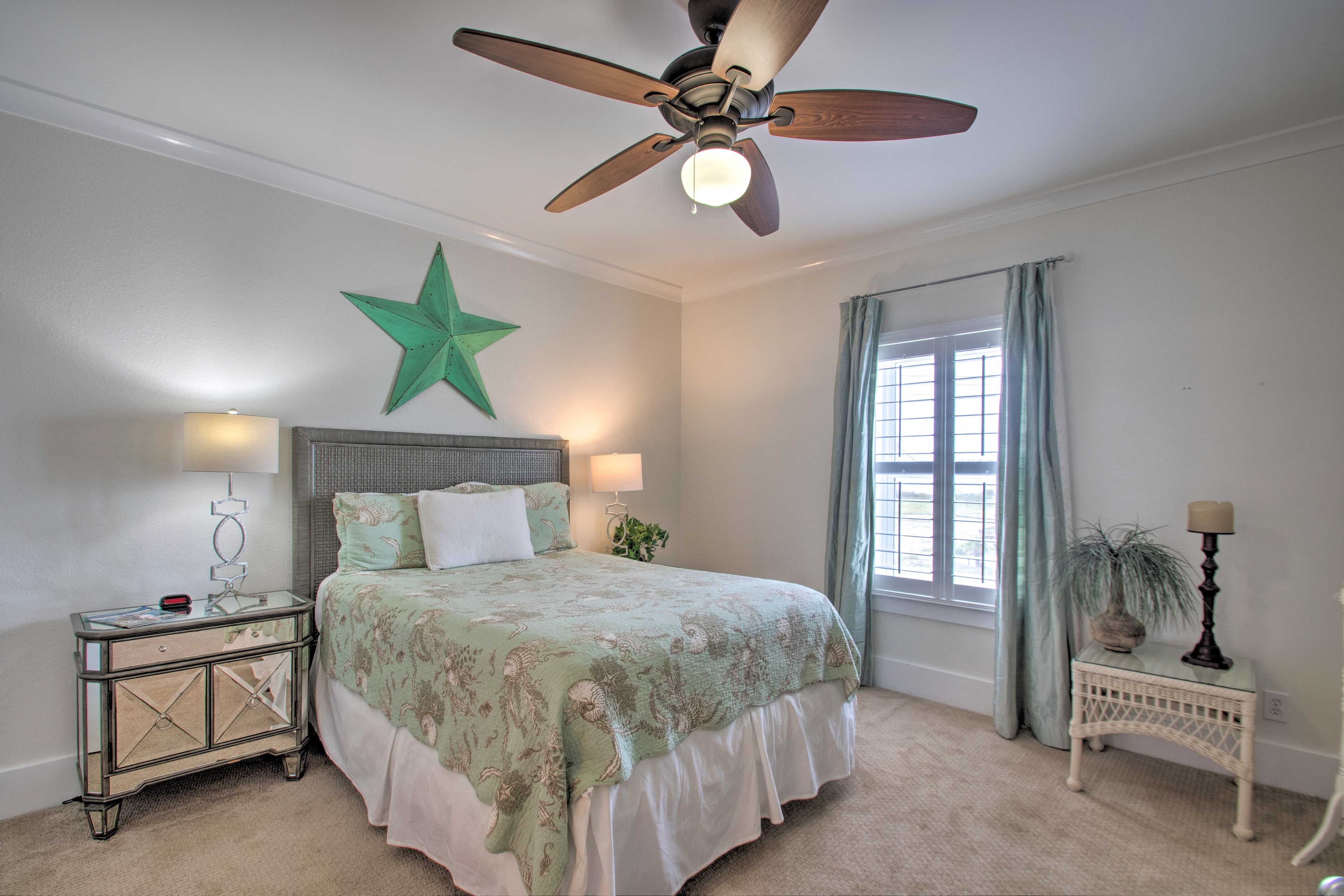 Bedroom 3 | Queen Bed | En-Suite Bathroom