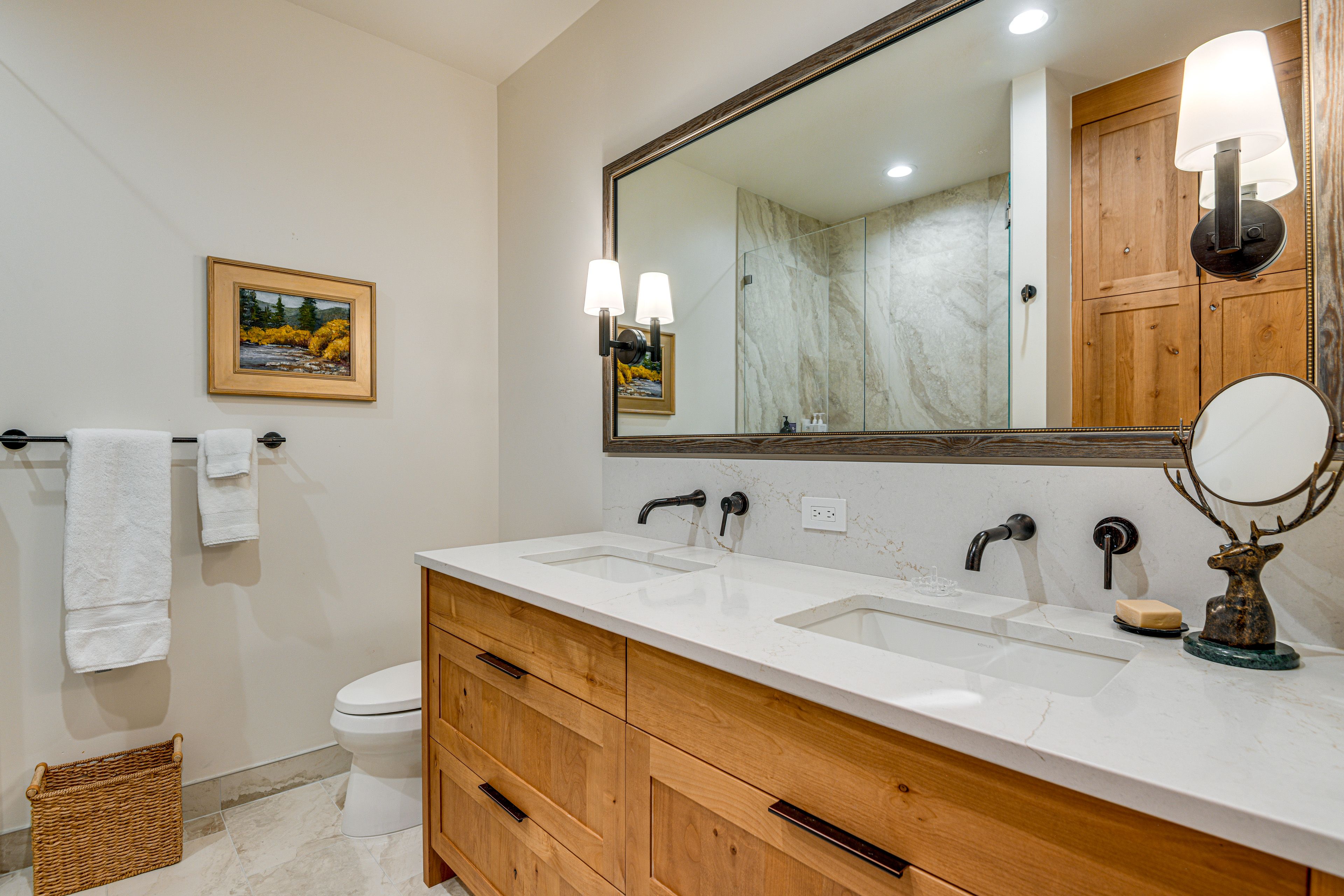 En-Suite Bath | Towels & Toiletries Provided