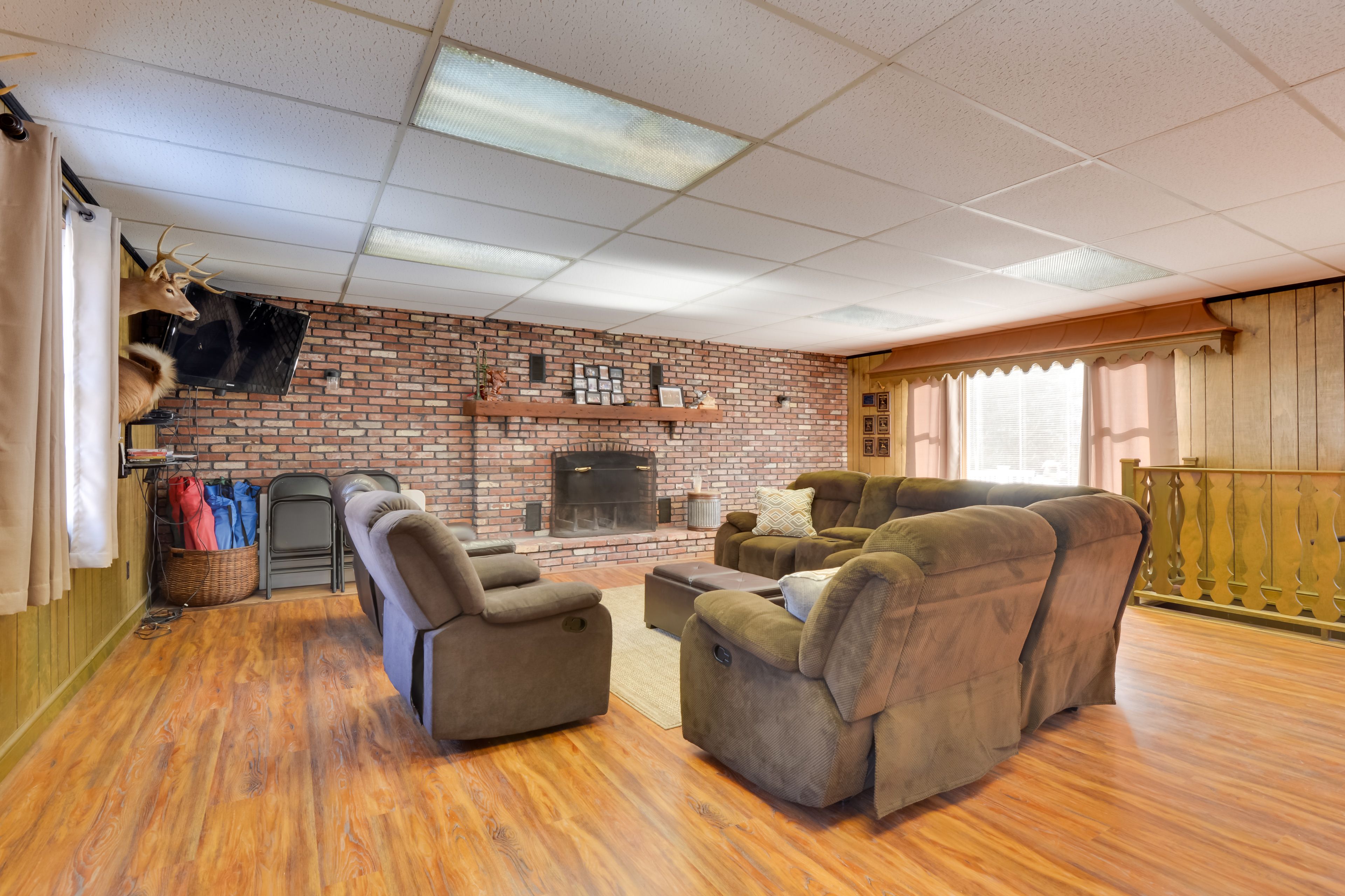 Living Room | 1st Floor | Wood-Burning Fireplace