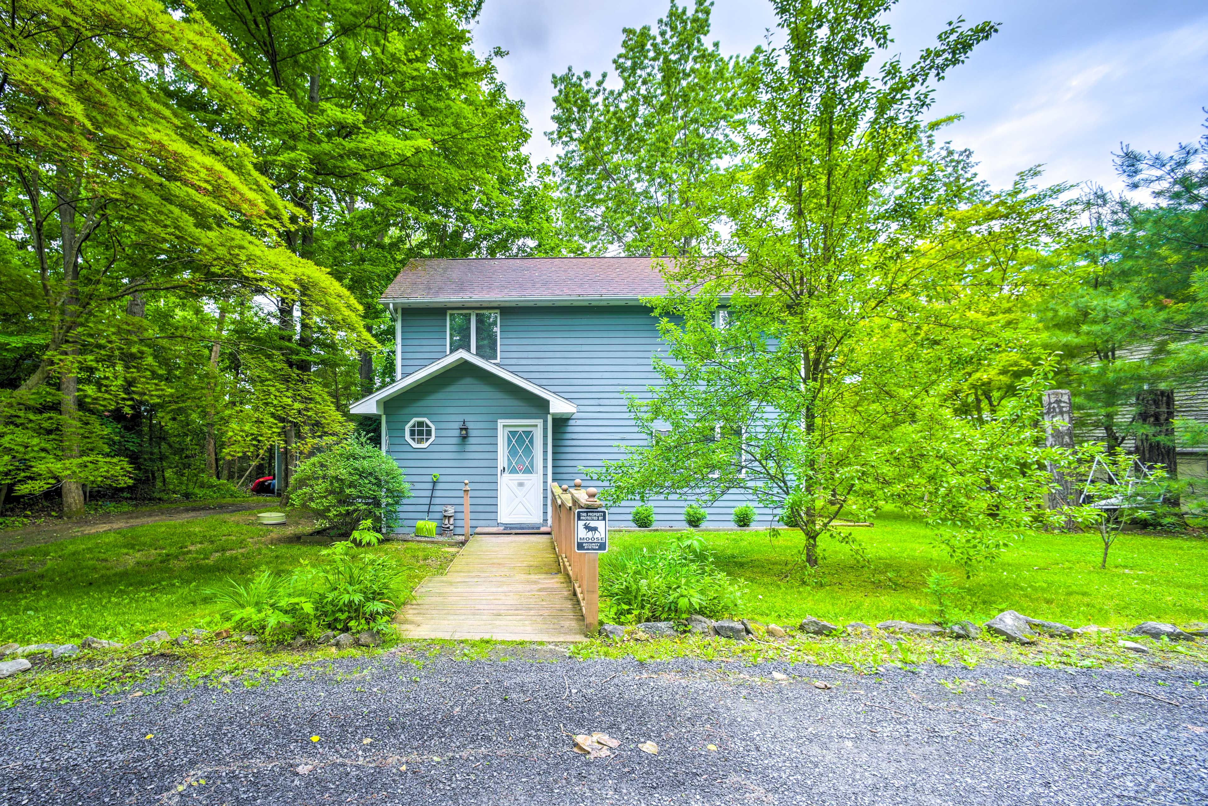 Exterior | Private Hot Tub | Family Friendly | On-Site Laundry