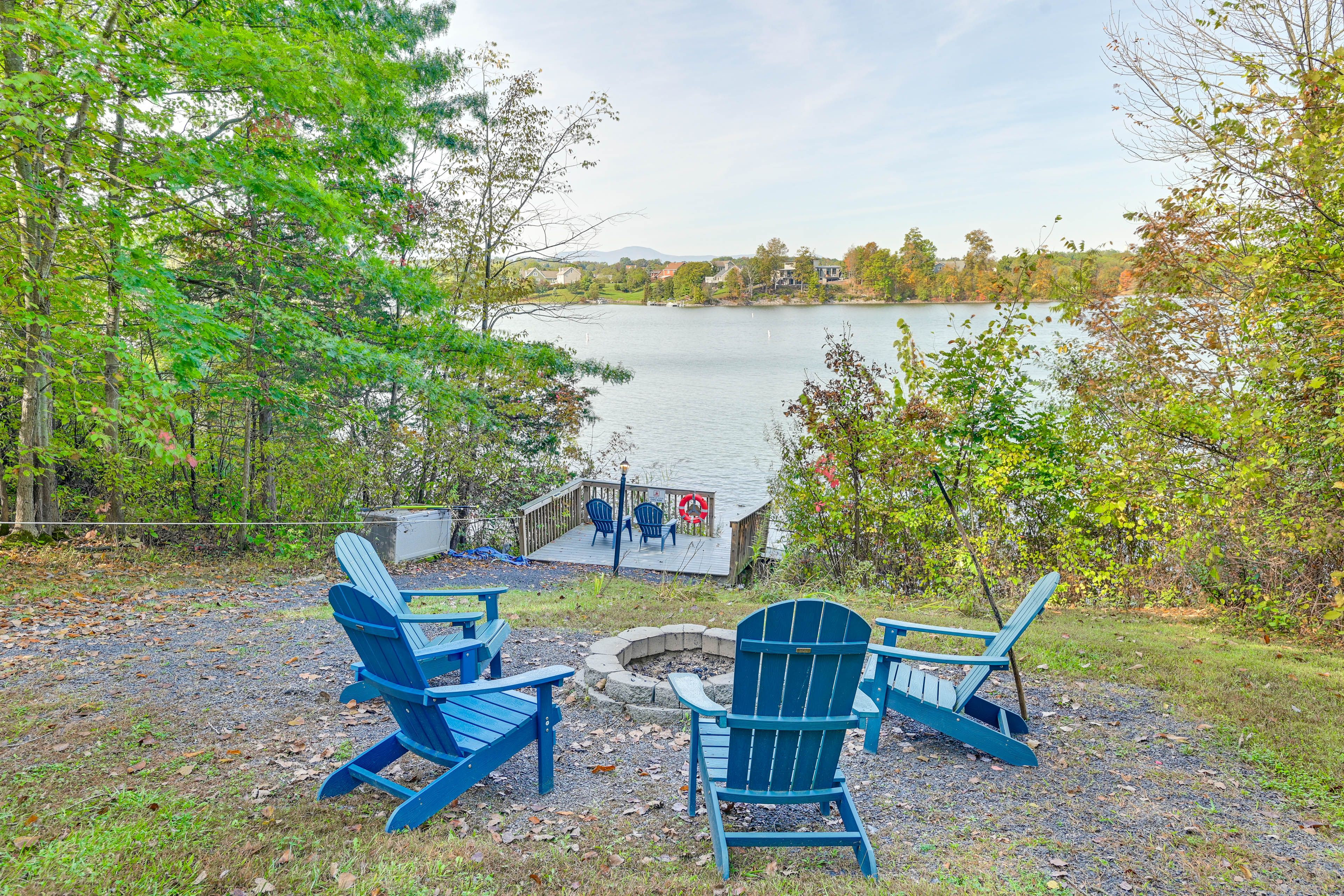 Athens Vacation Rental | 3BR | 2BA | 2 Stories | Stairs Required | 1,400 Sq Ft