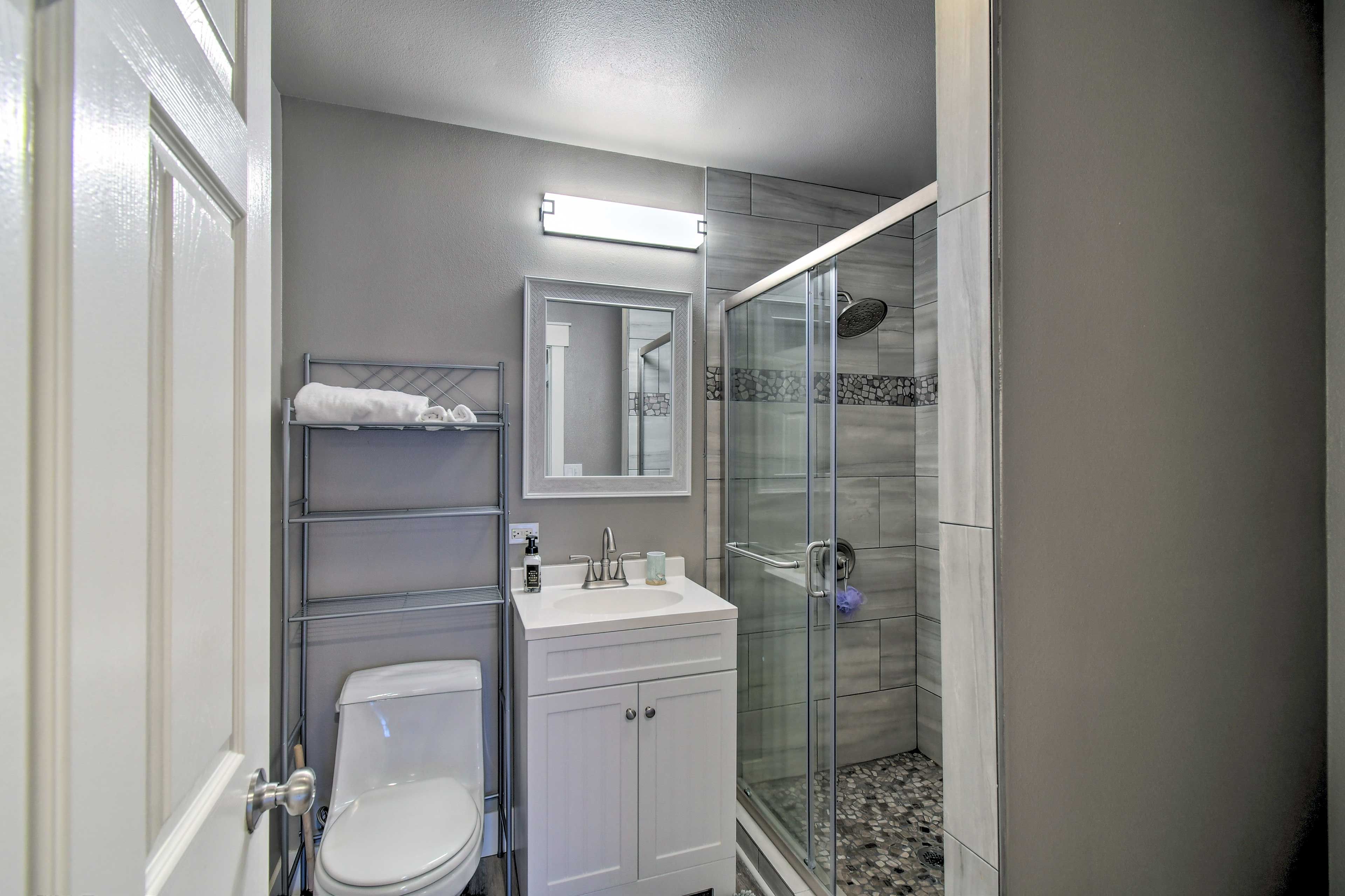 Full Bathroom