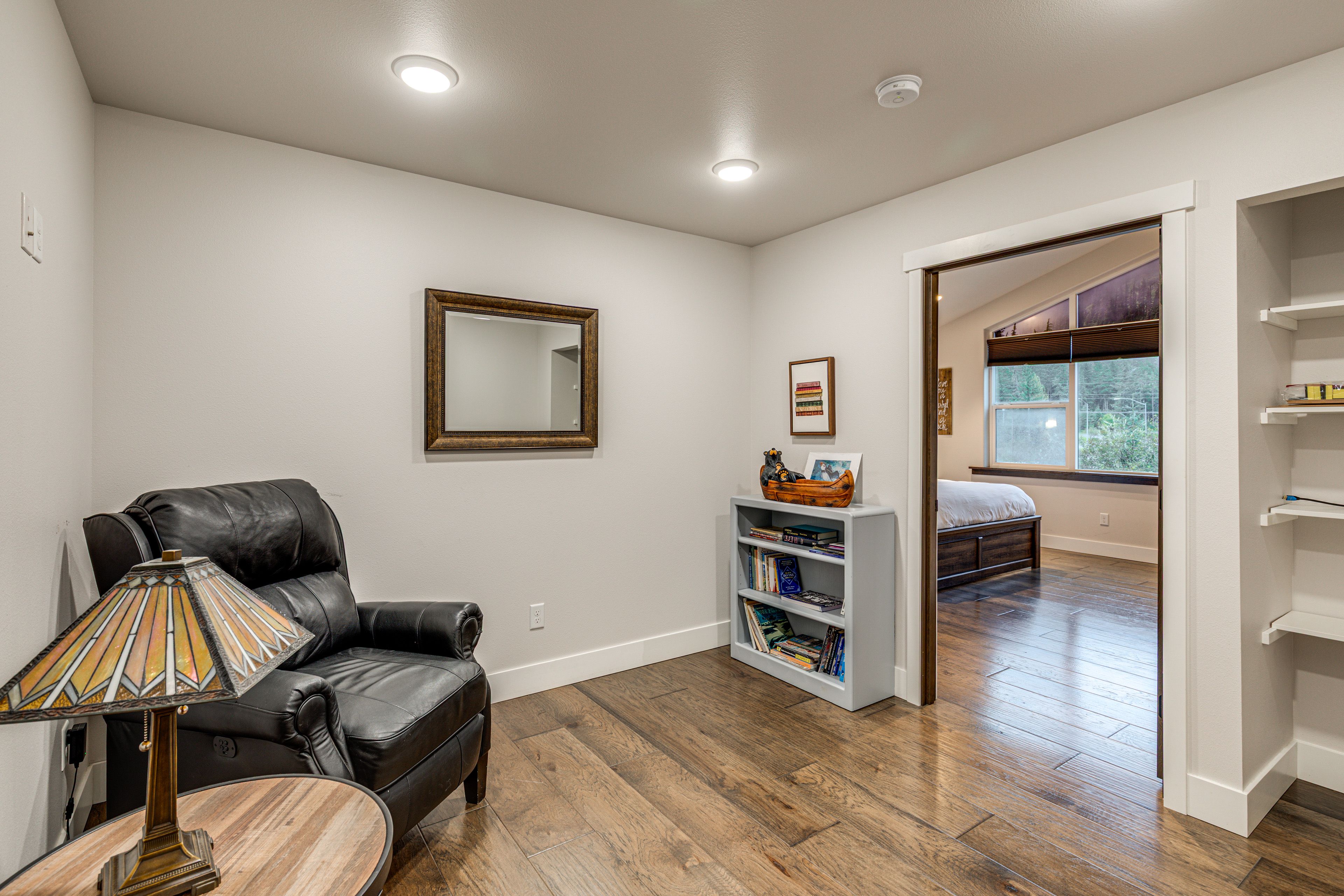 Reading Nook | 1st Floor