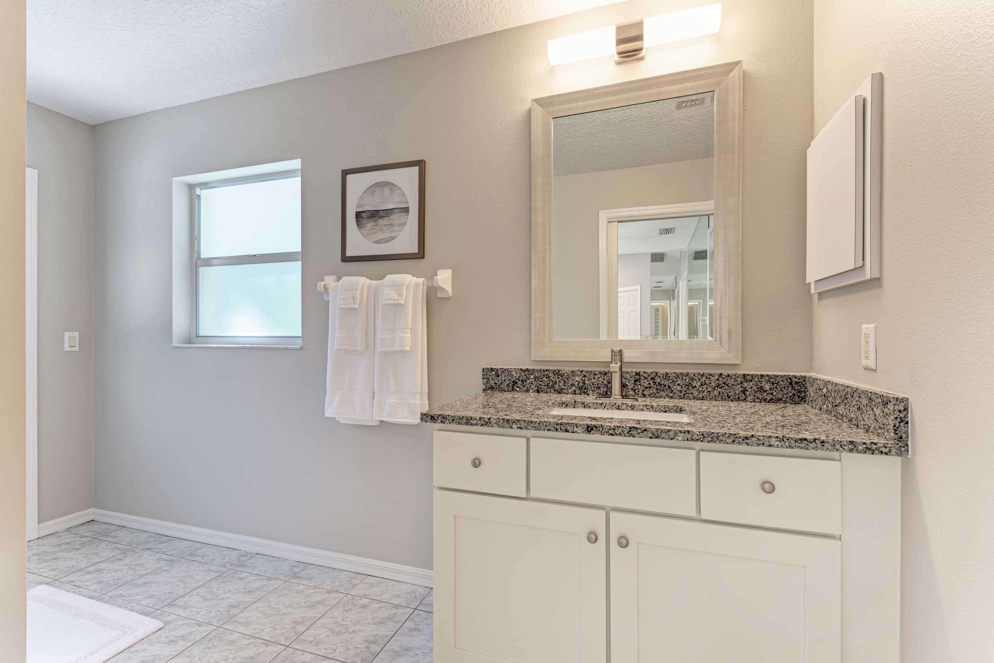Full Bathroom