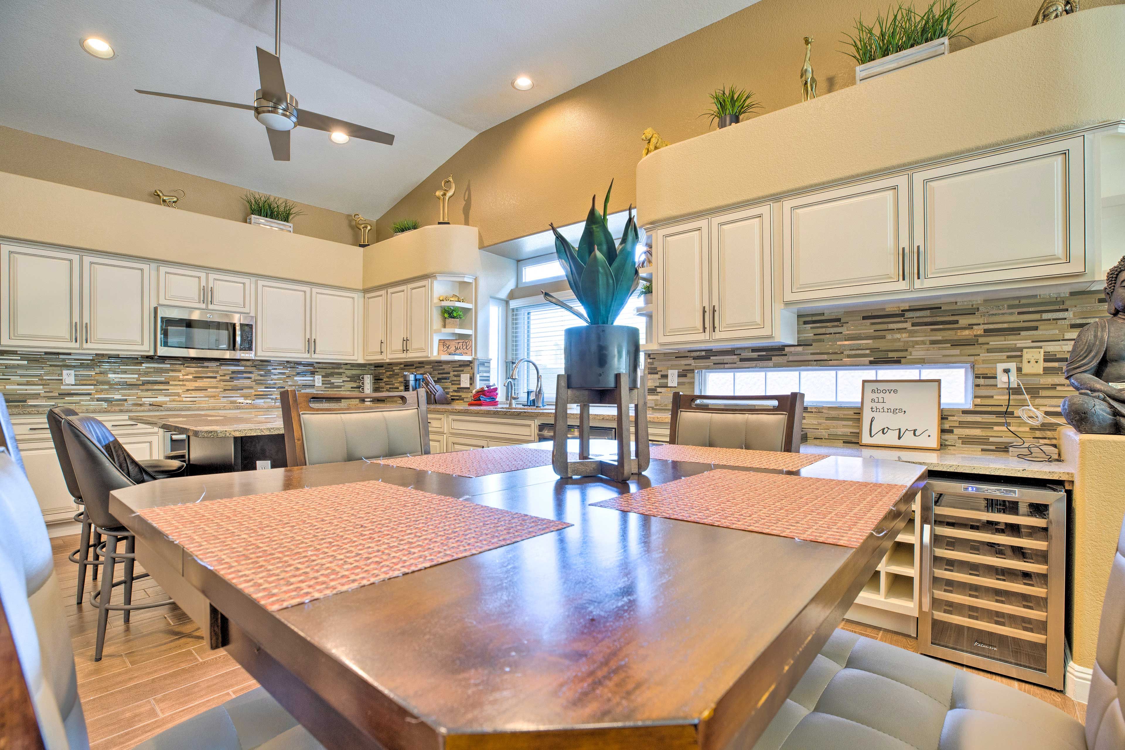 Additional Dining Area