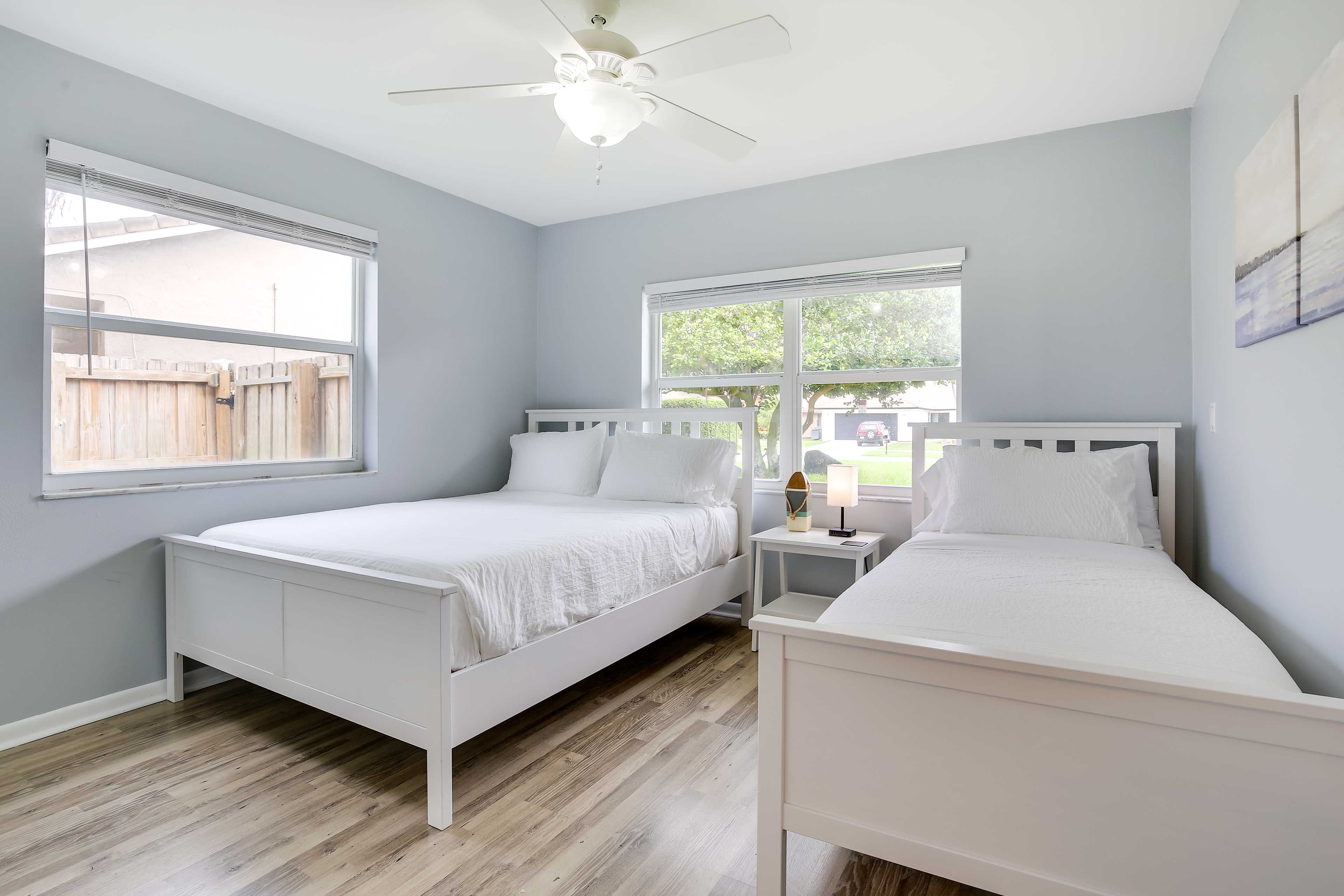 Bedroom 3 | Queen Bed | Twin Bed | Desk w/ Printer