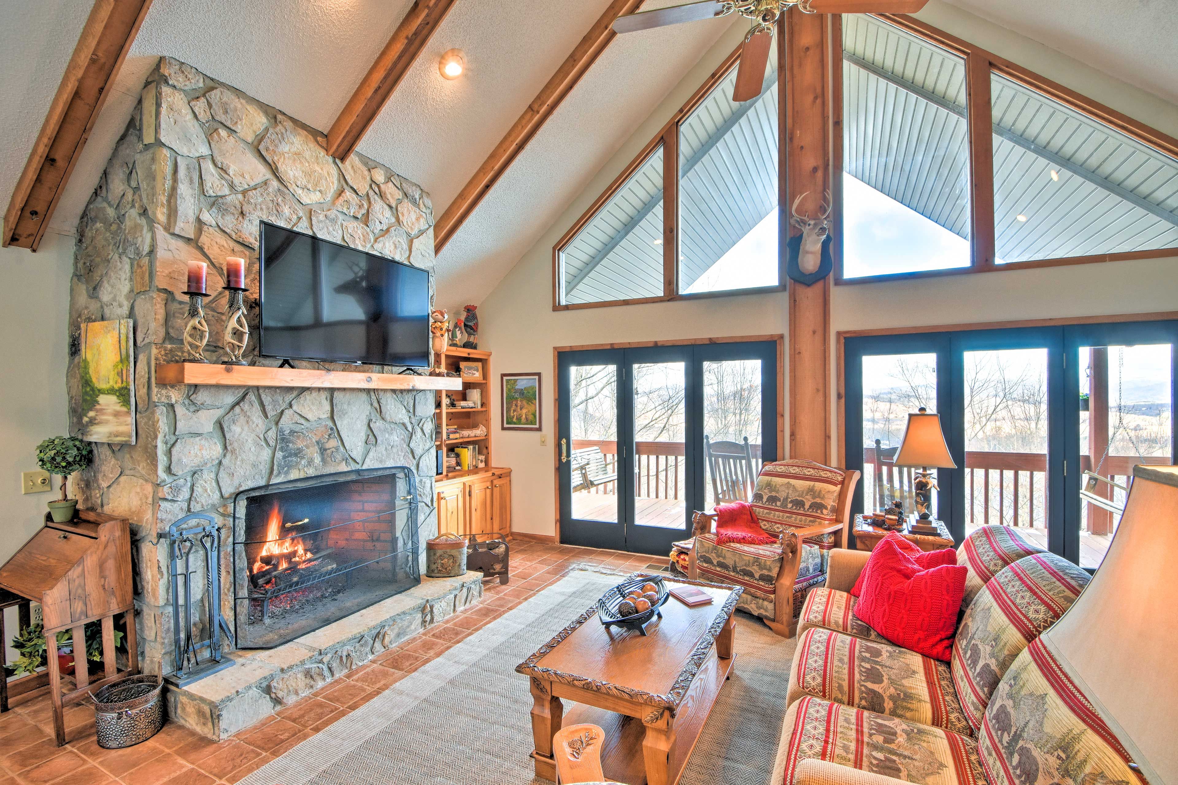 Hiawassee Vacation Rental | 3BR | 3BA | 2,500 Sq Ft | 2 Stories