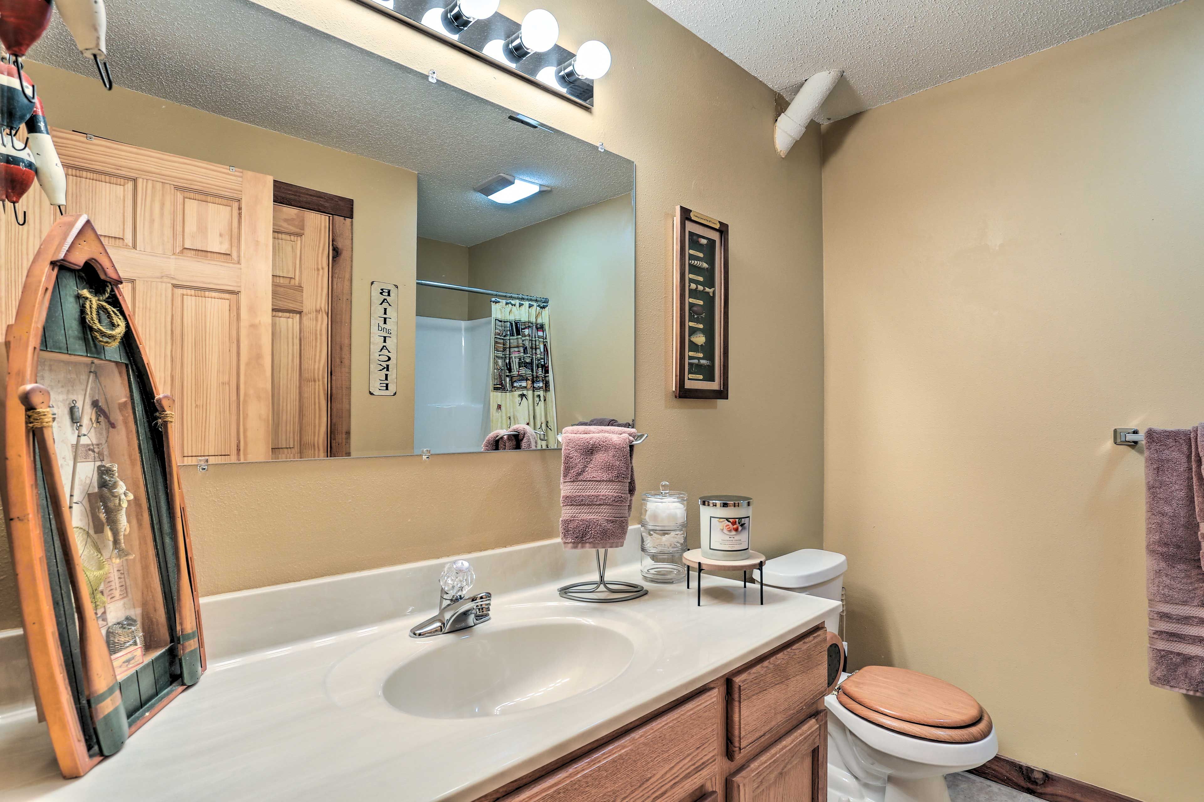 Full Bathroom