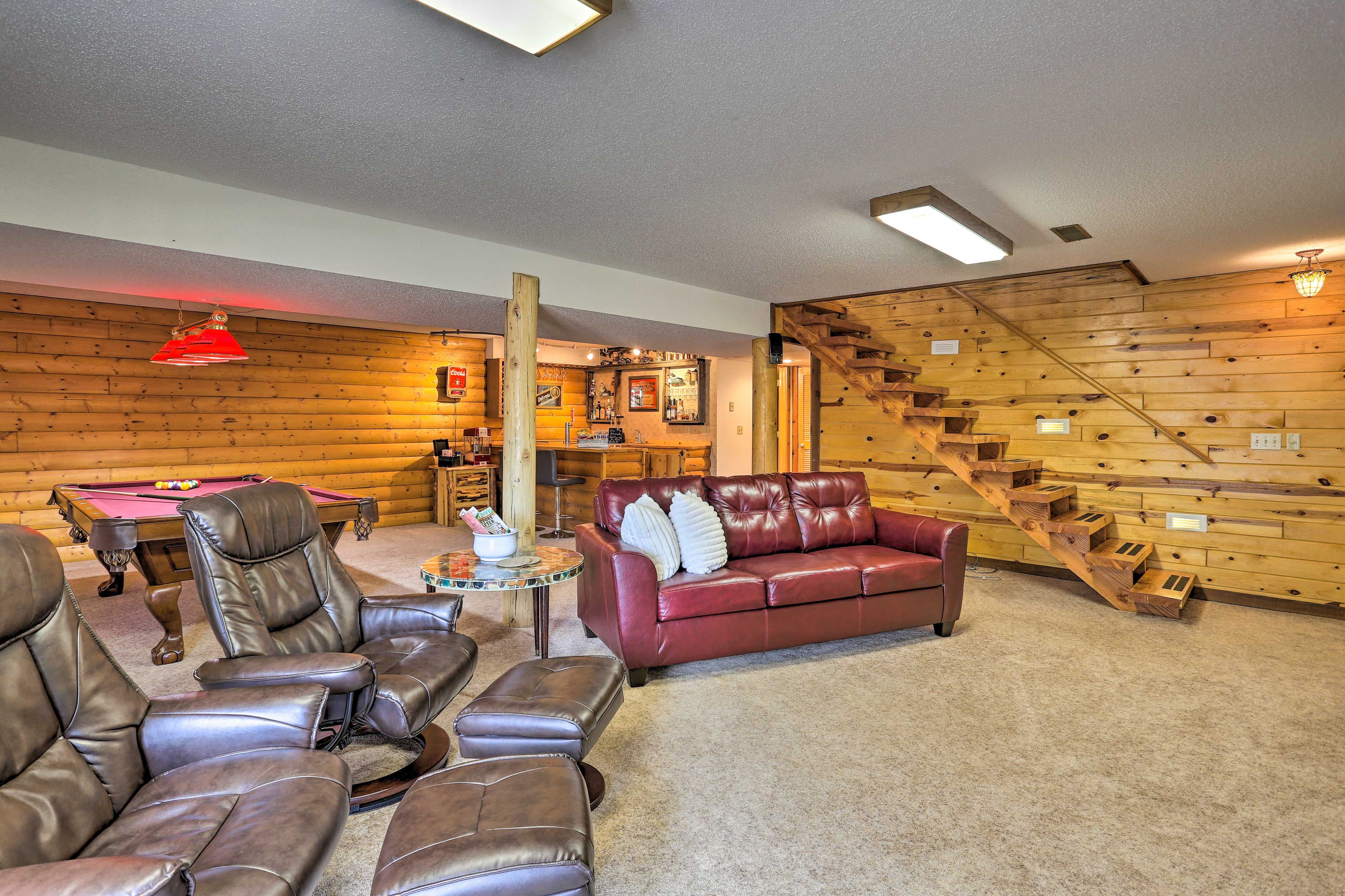 Bonus Room | Wet Bar