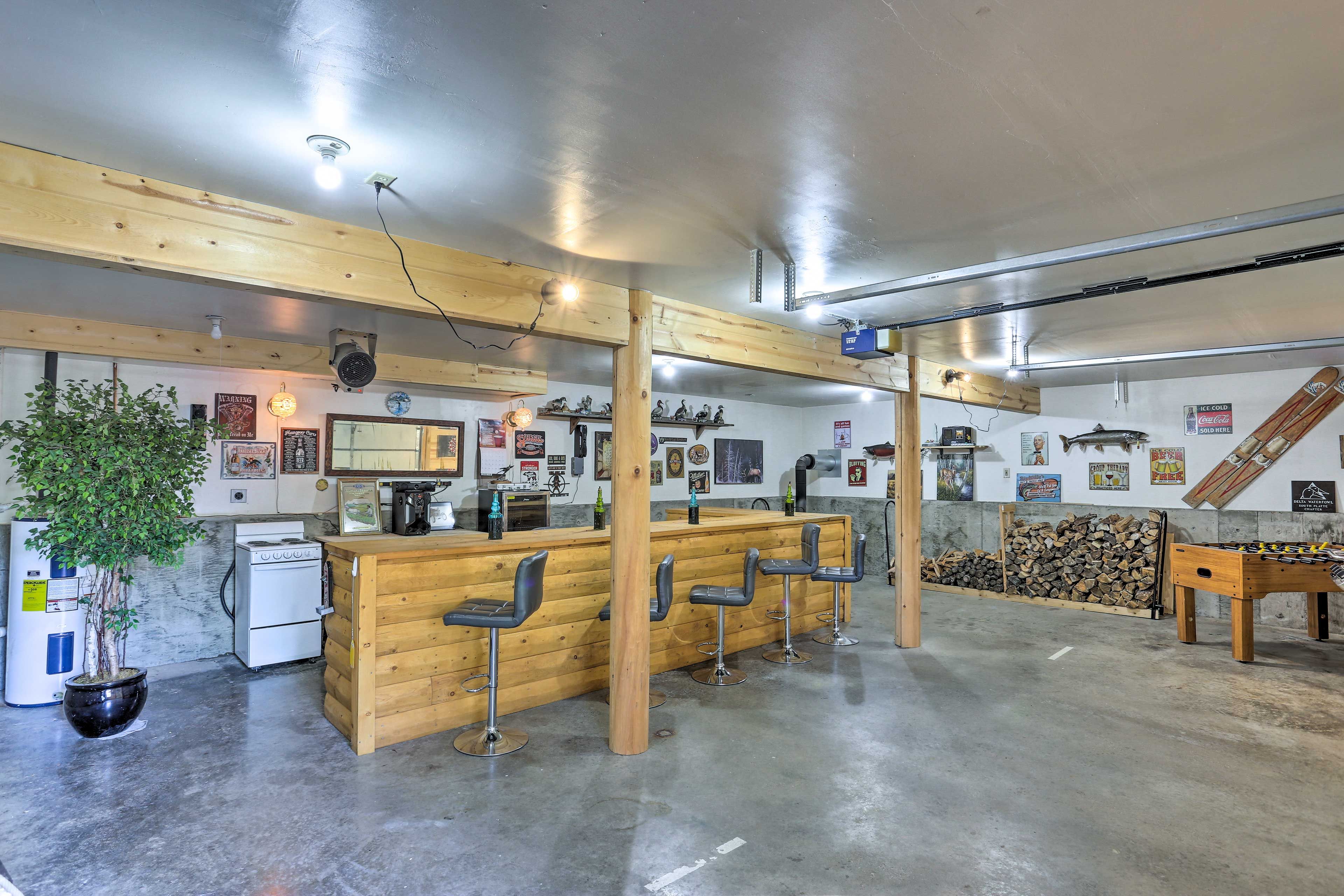 Entertainment Garage