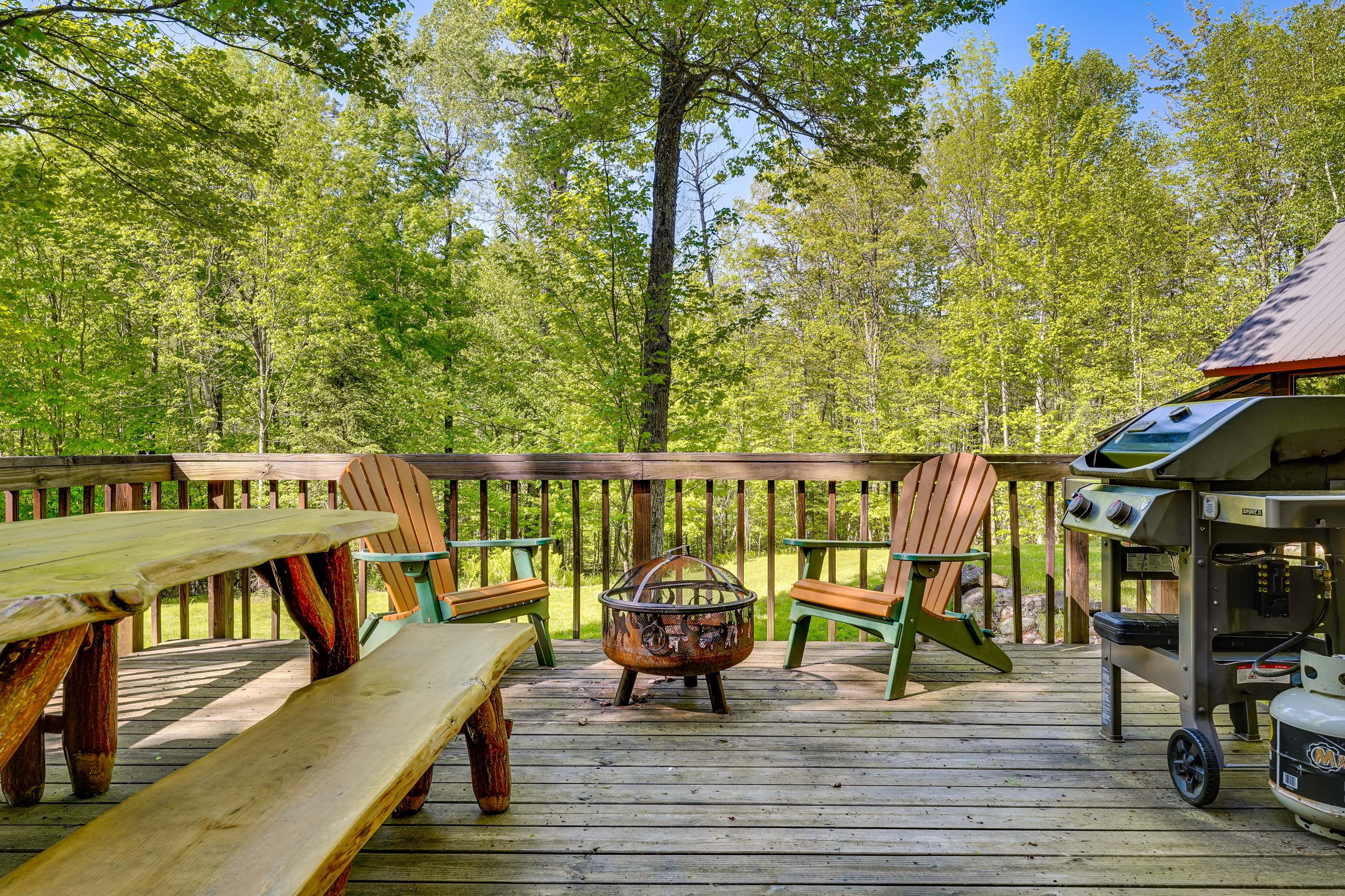 Private Deck | Fire Pit