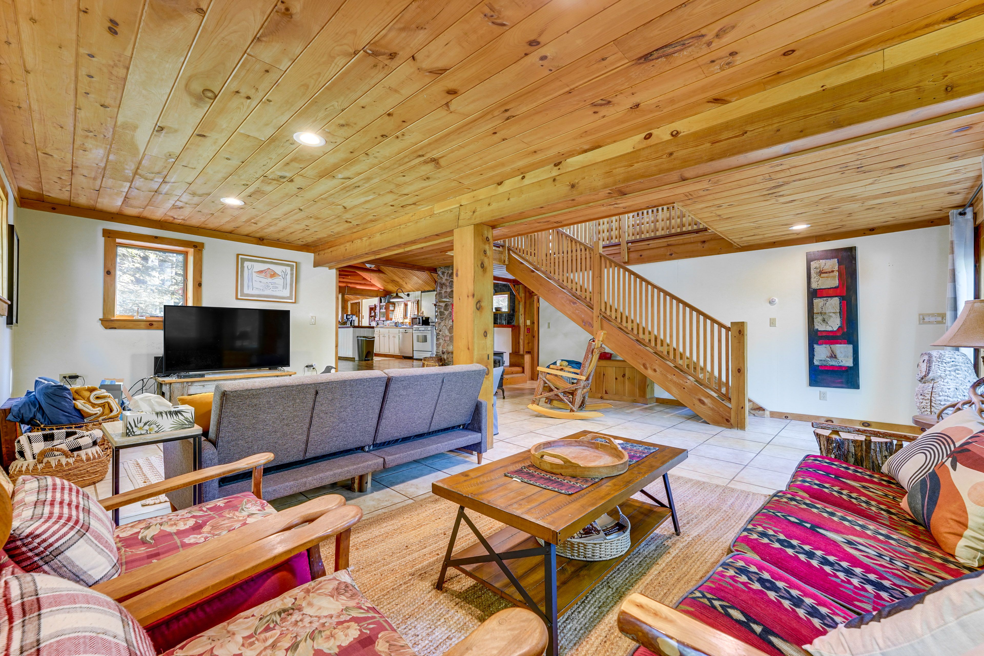 Living Room | Smart TV