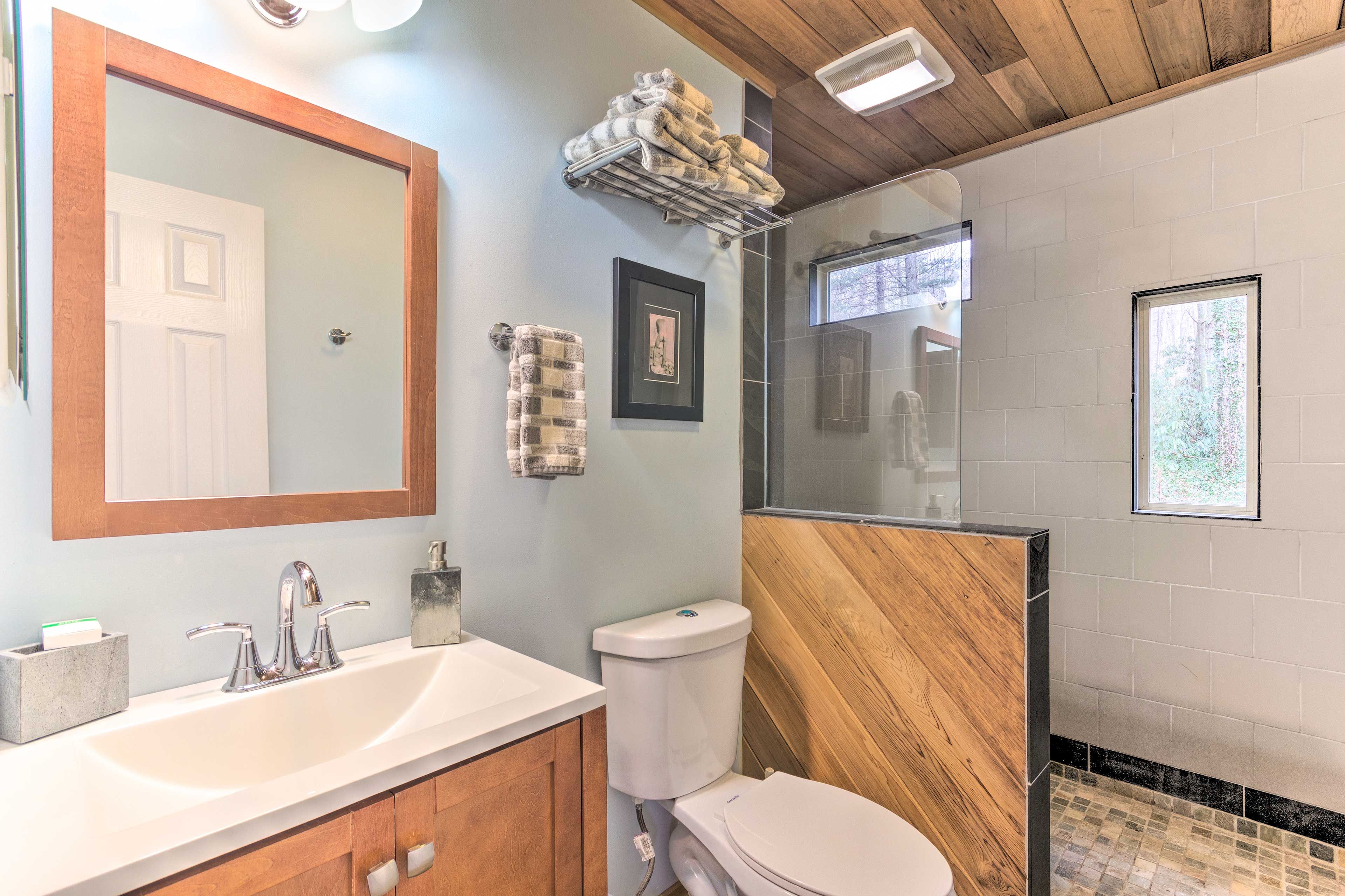Full Bathroom
