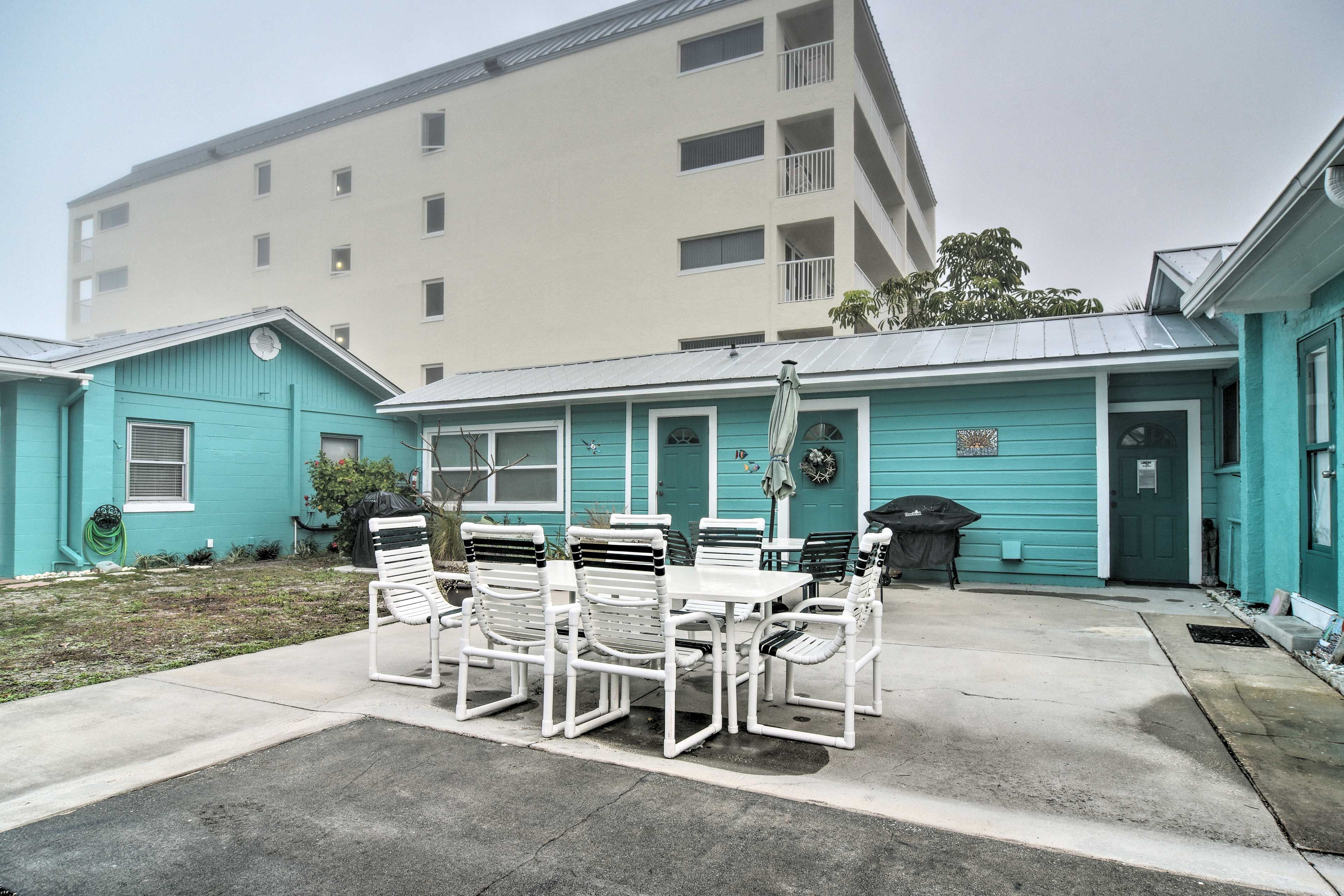 Cottage Exterior | Community Picnic Tables