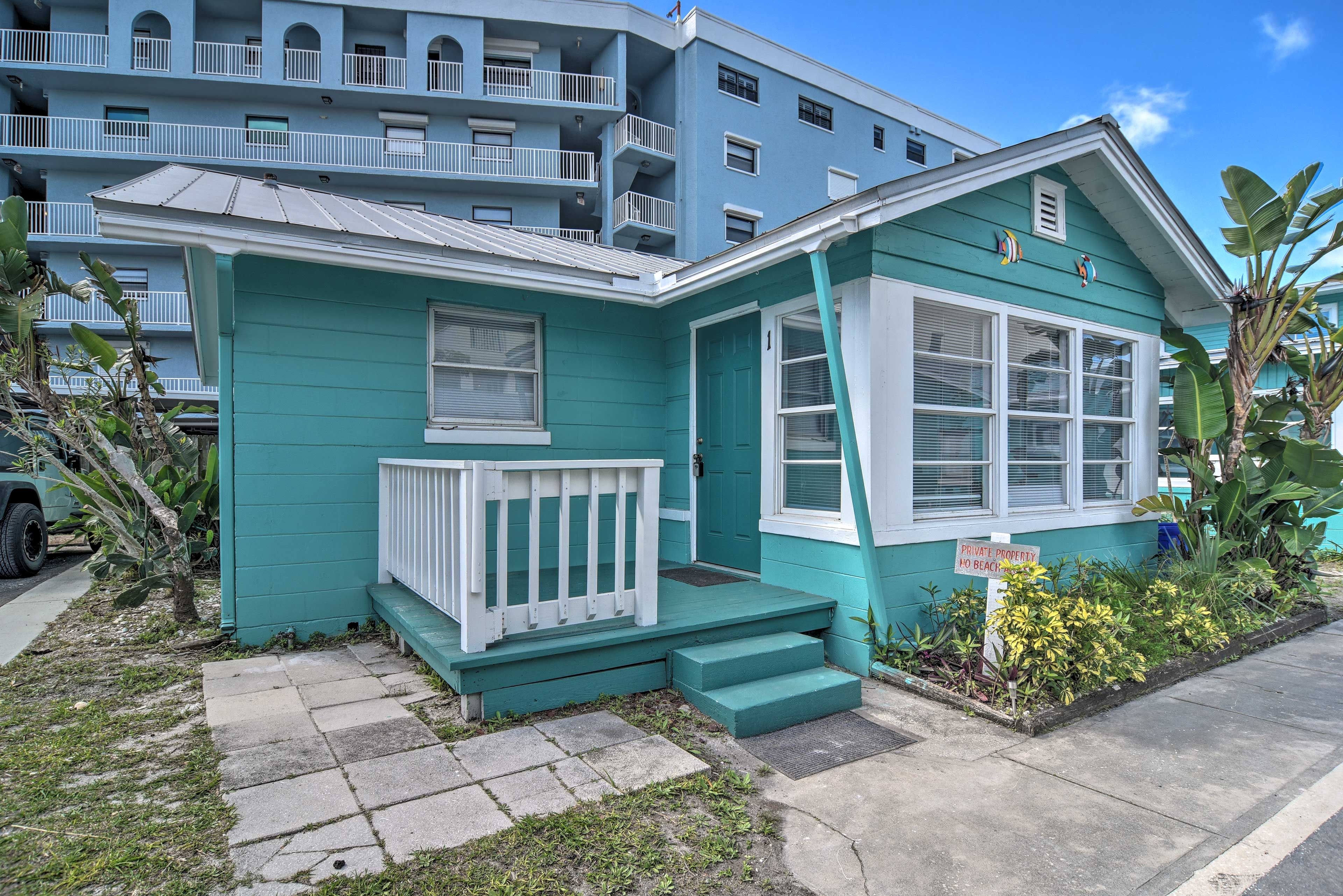 Cottage Exterior | 3 Steps Required for Access