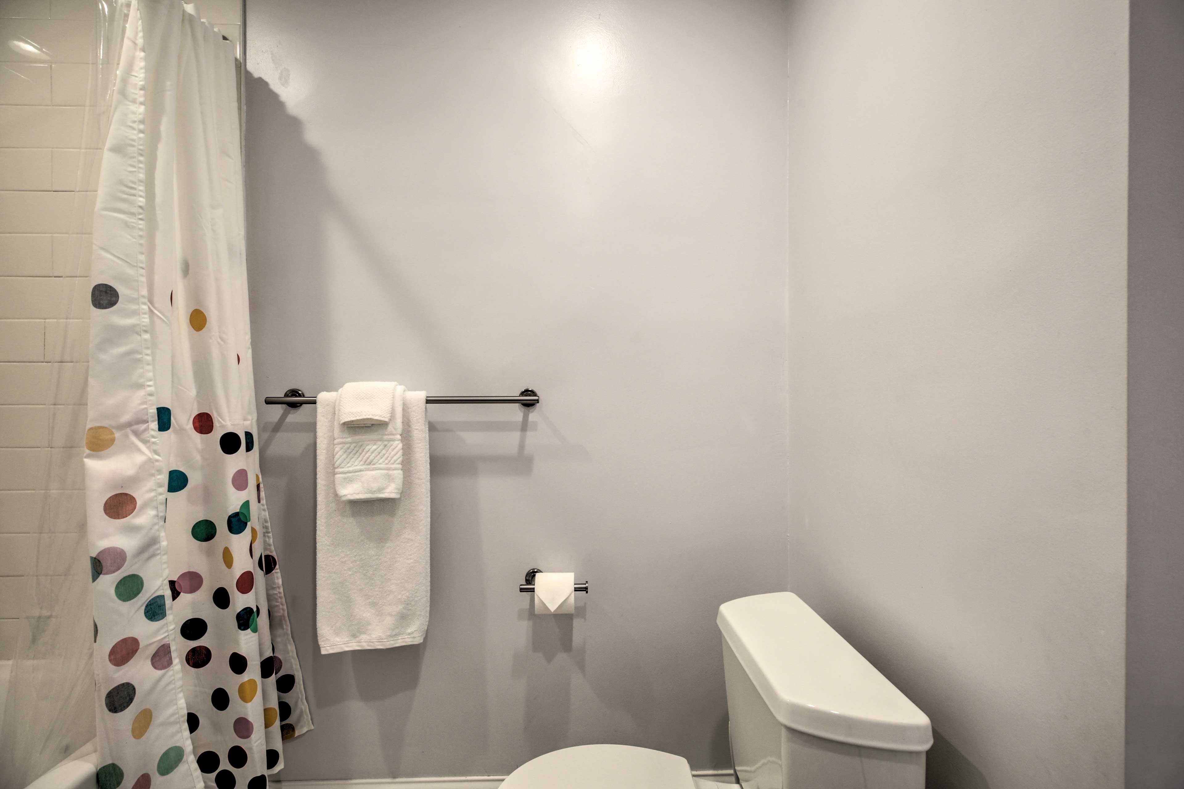 Full Bathroom | Main Floor