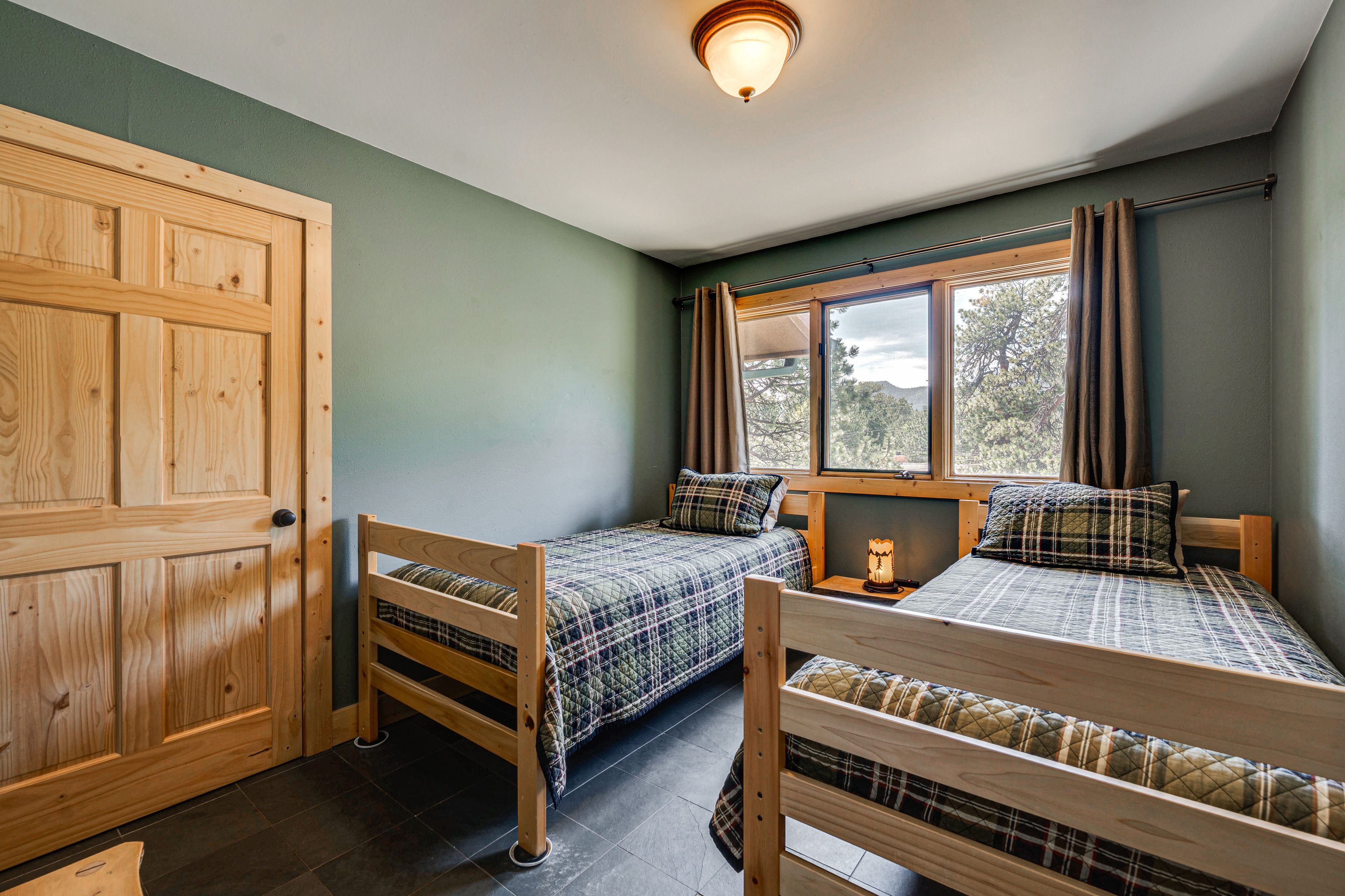 Bedroom 3 | 2 Twin Beds