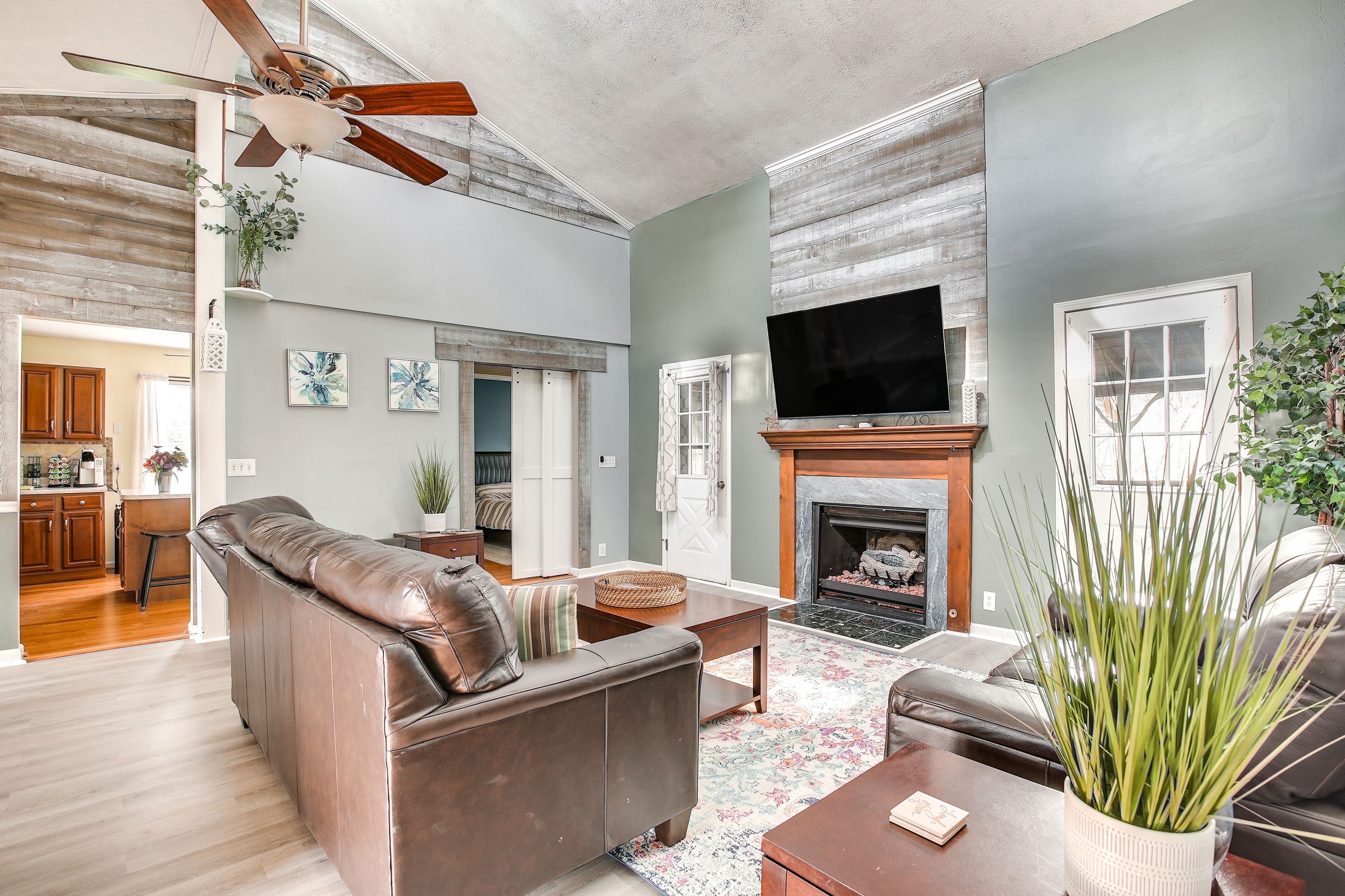 Huntsville Vacation Rental | 4BR | 2BA | 4 Steps to Enter | 1,700 Sq Ft