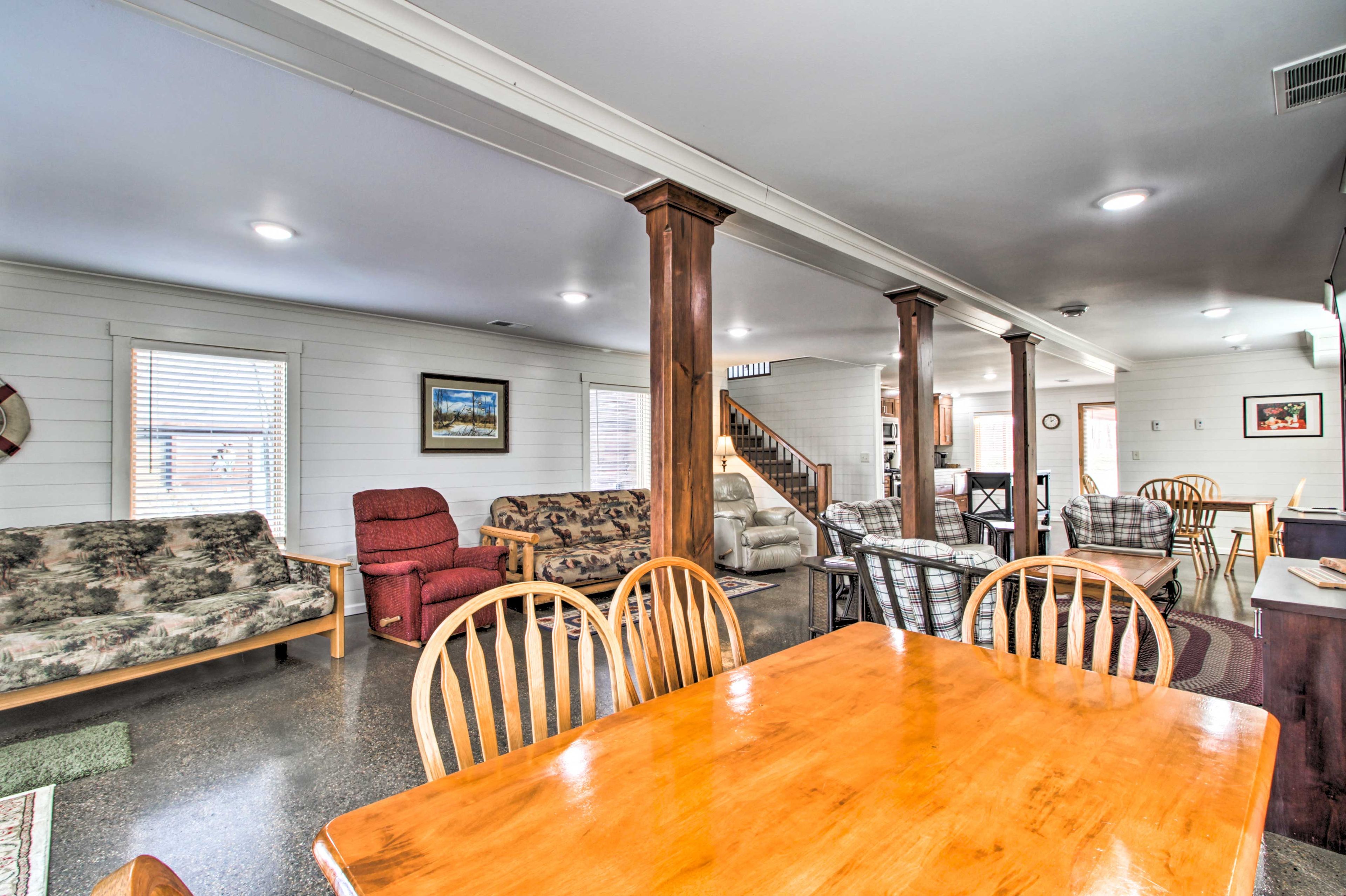 Dining Area 2