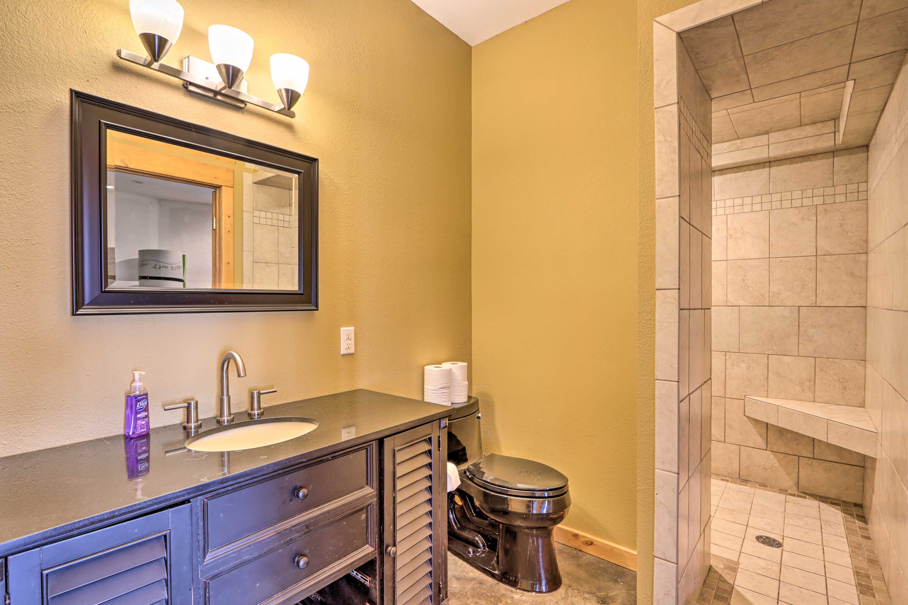 Full Bathroom | Basement | Walk-In Shower