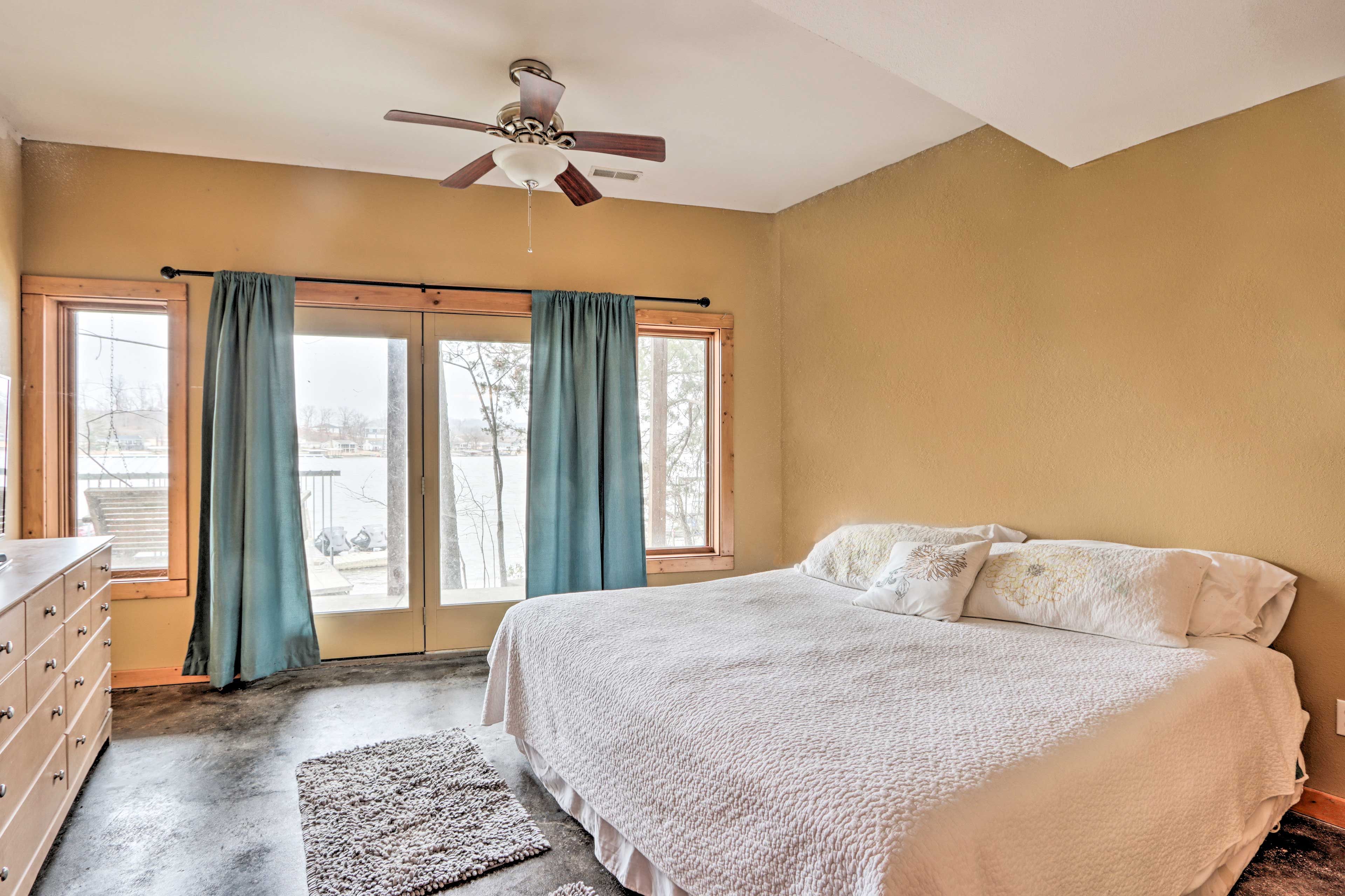 Bedroom 3 | Basement | King Bed