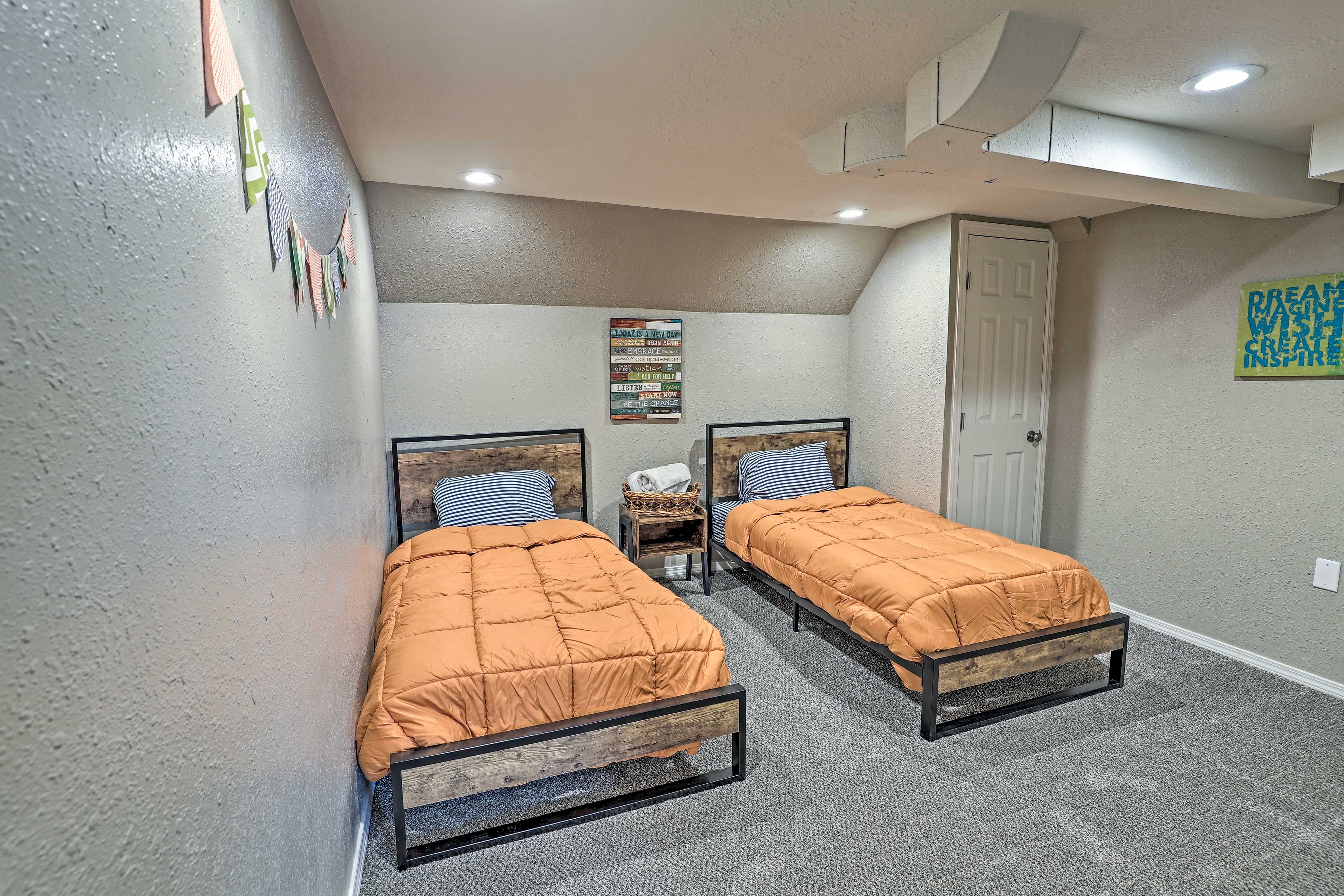 Bonus Room | 2 Twin Beds | Access Through Bedroom 3