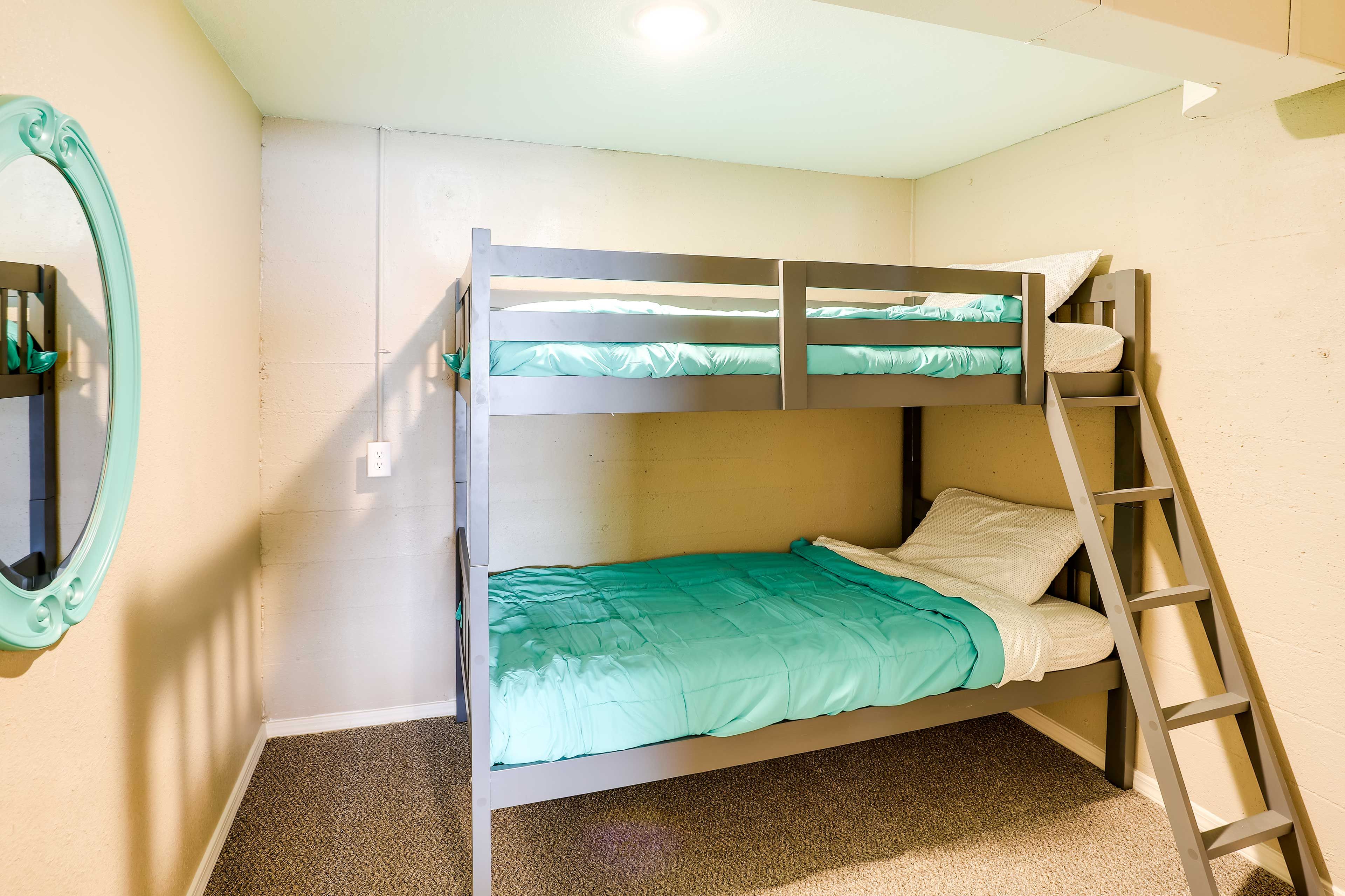 Bunk Room | Access Through Bedroom 4