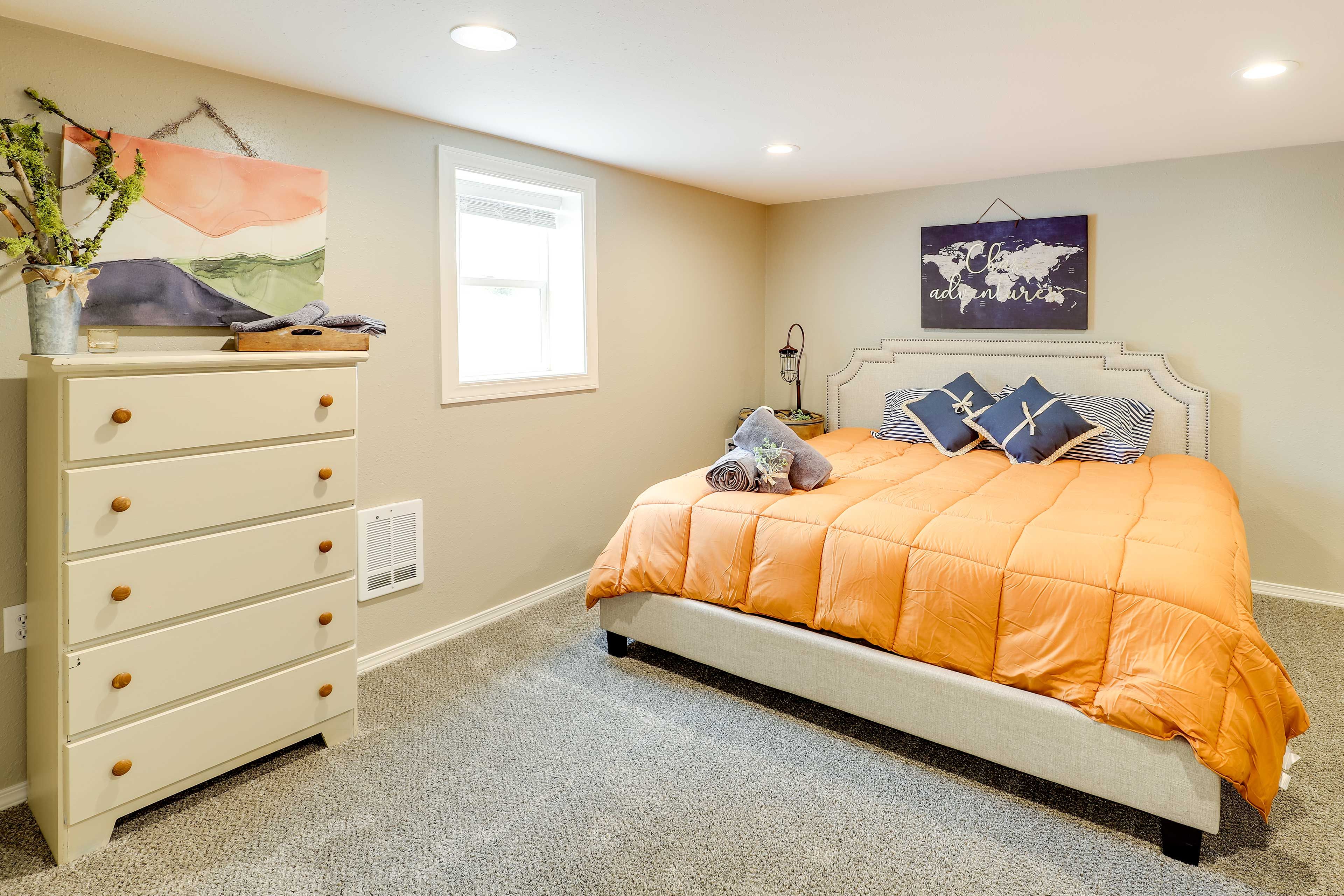 Bedroom 3 | King Bed | Lower Level