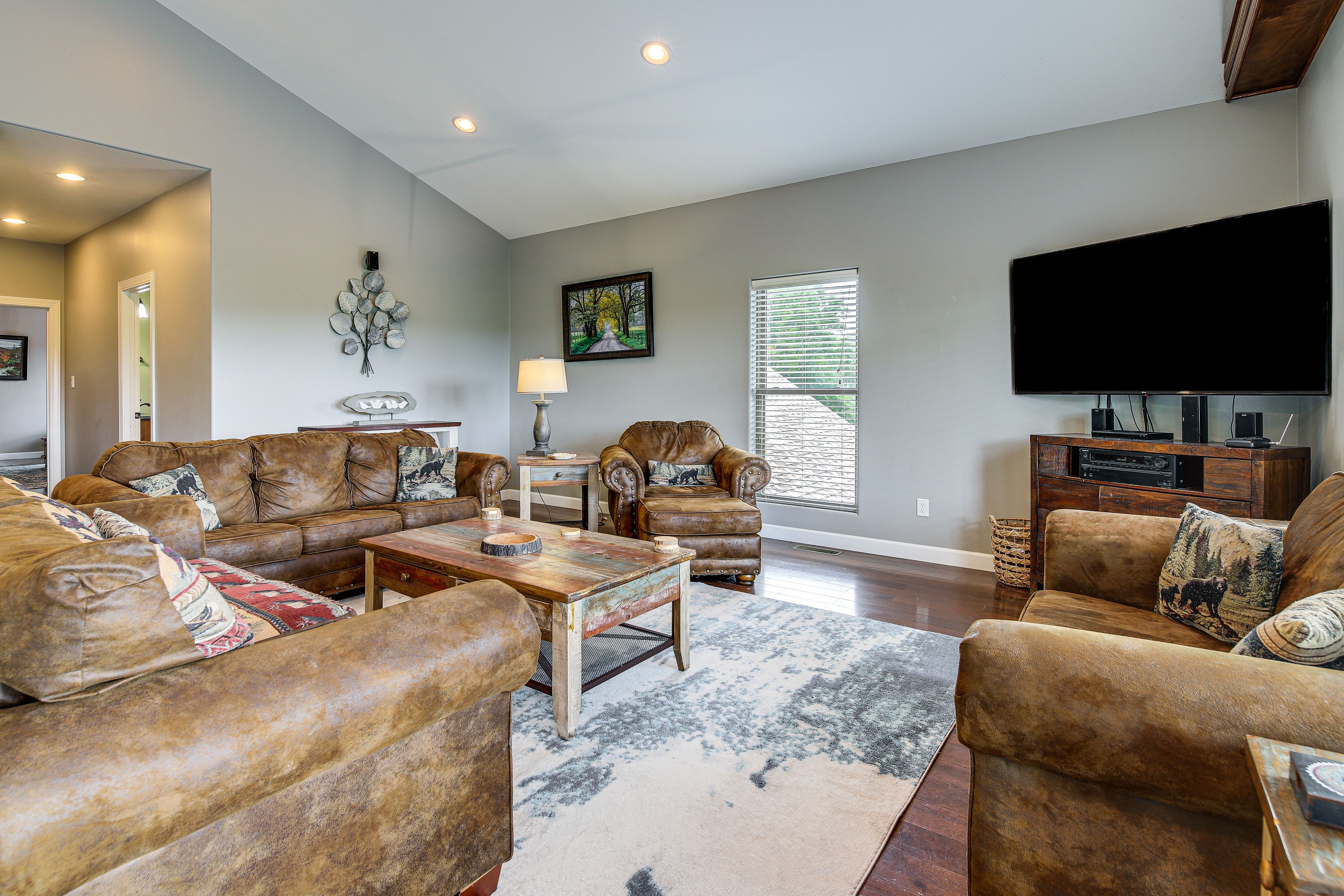Living Room | 1st Floor | Sleeper Sofa