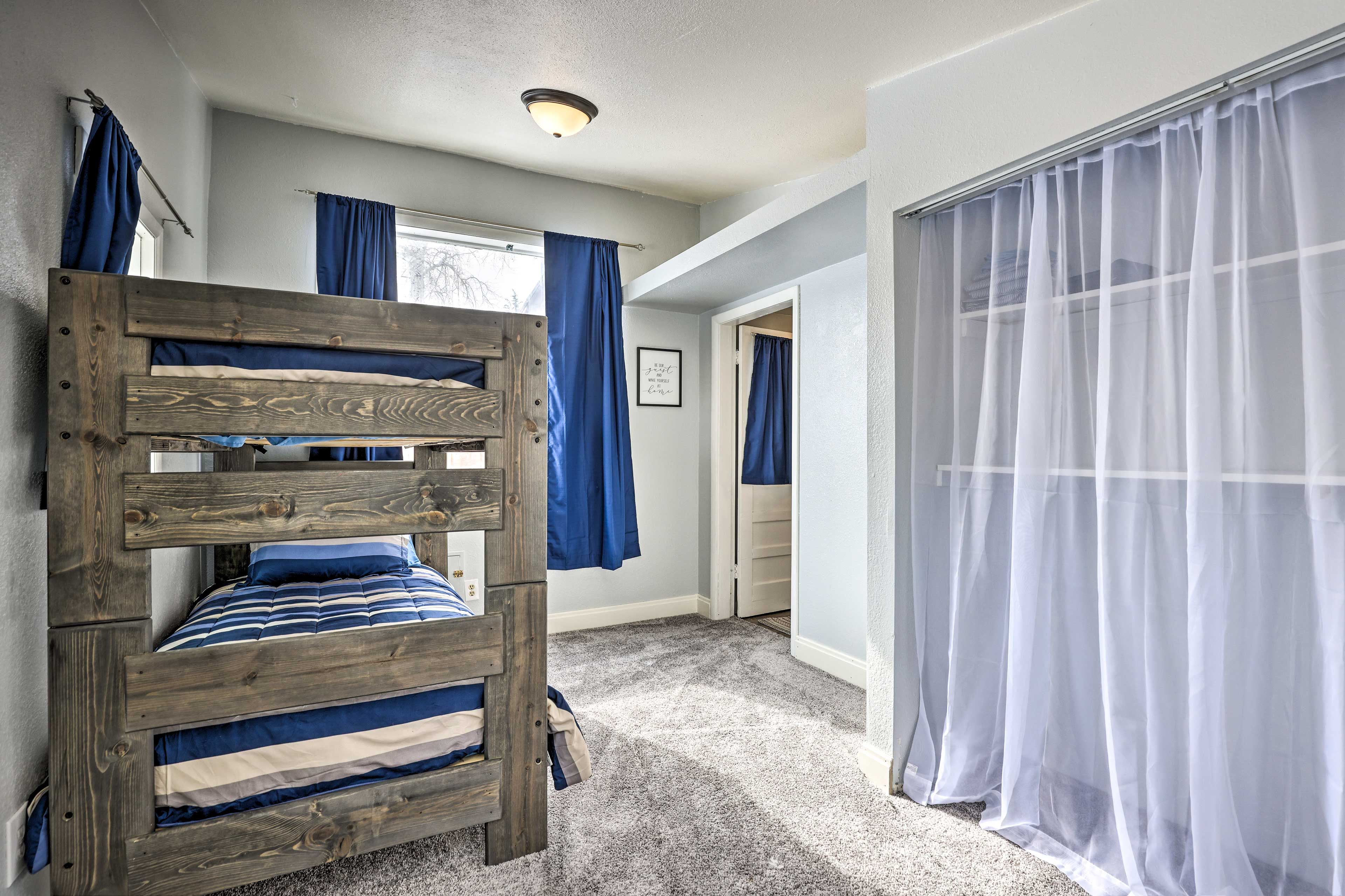 Bedroom 3 | Twin Bunk Bed
