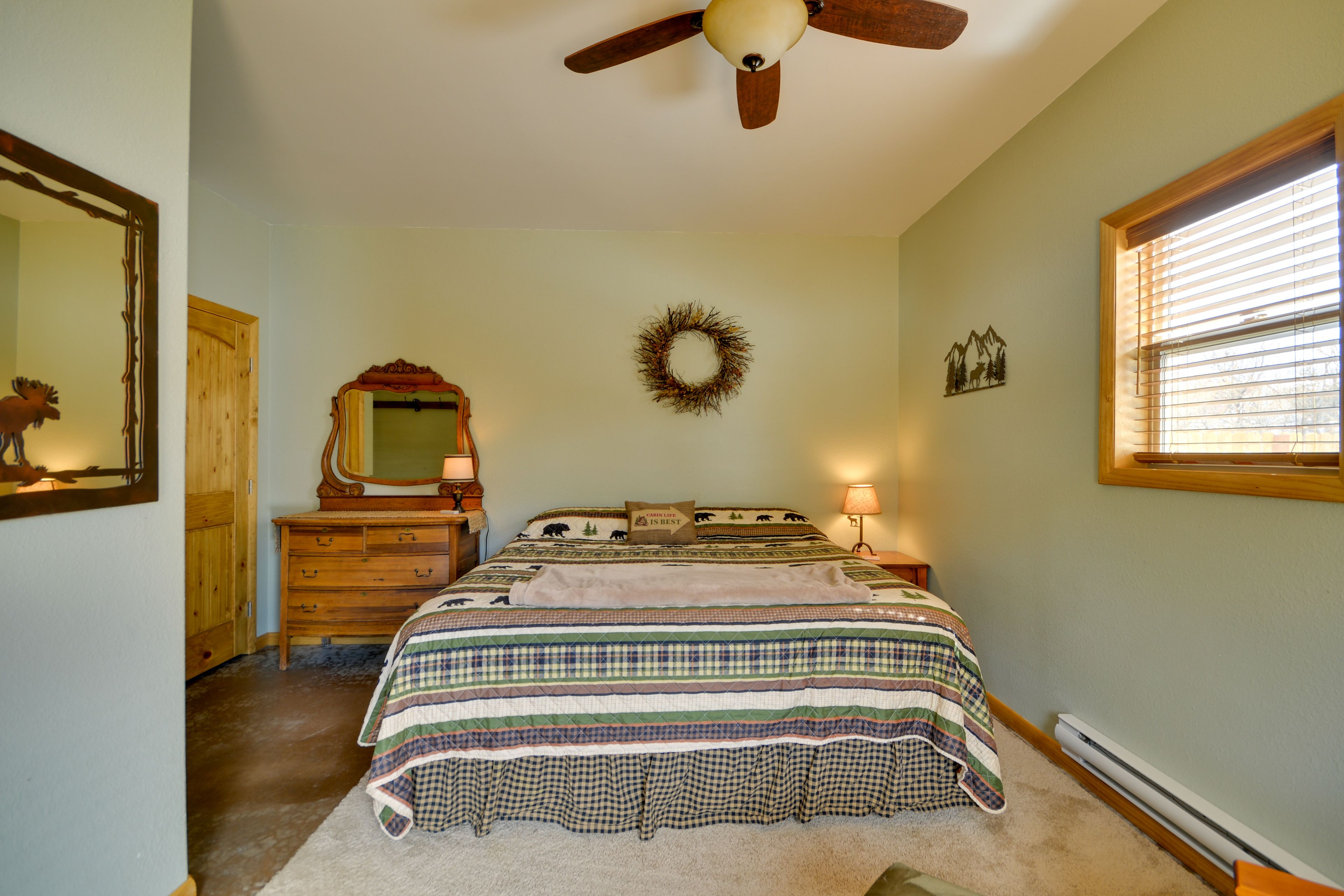 Bedroom 1 | King Bed | Patio Access | En-Suite Bathroom