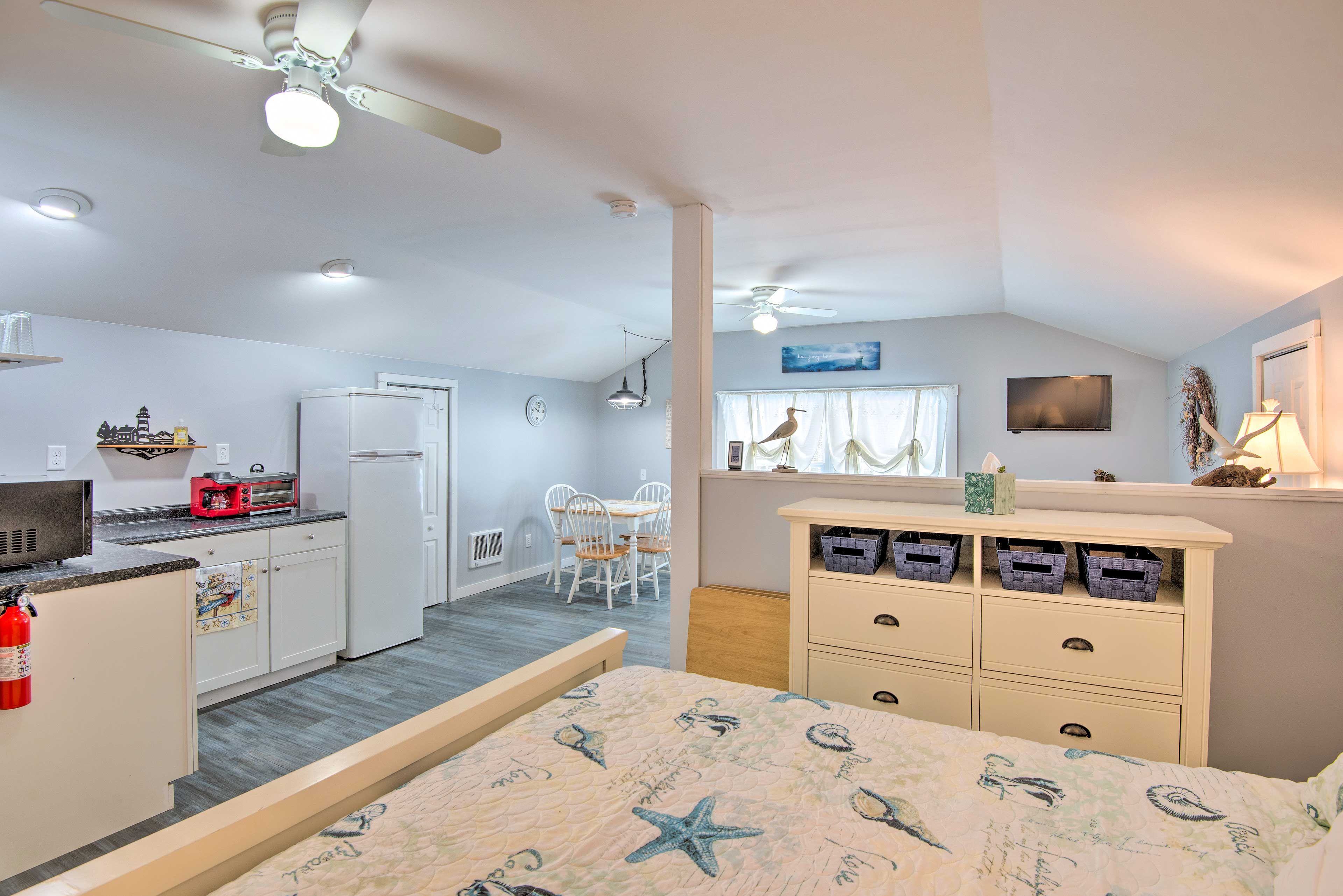 Studio | Linens Provided