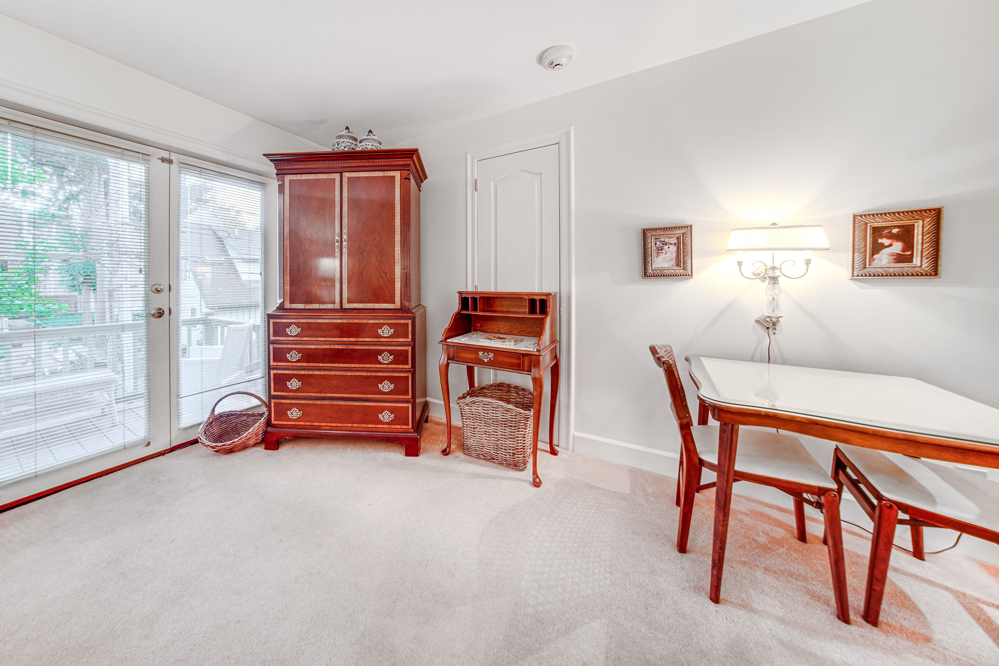 Living Area | Central A/C & Heating | Flat-Screen TV w/ VCR | Private Balcony
