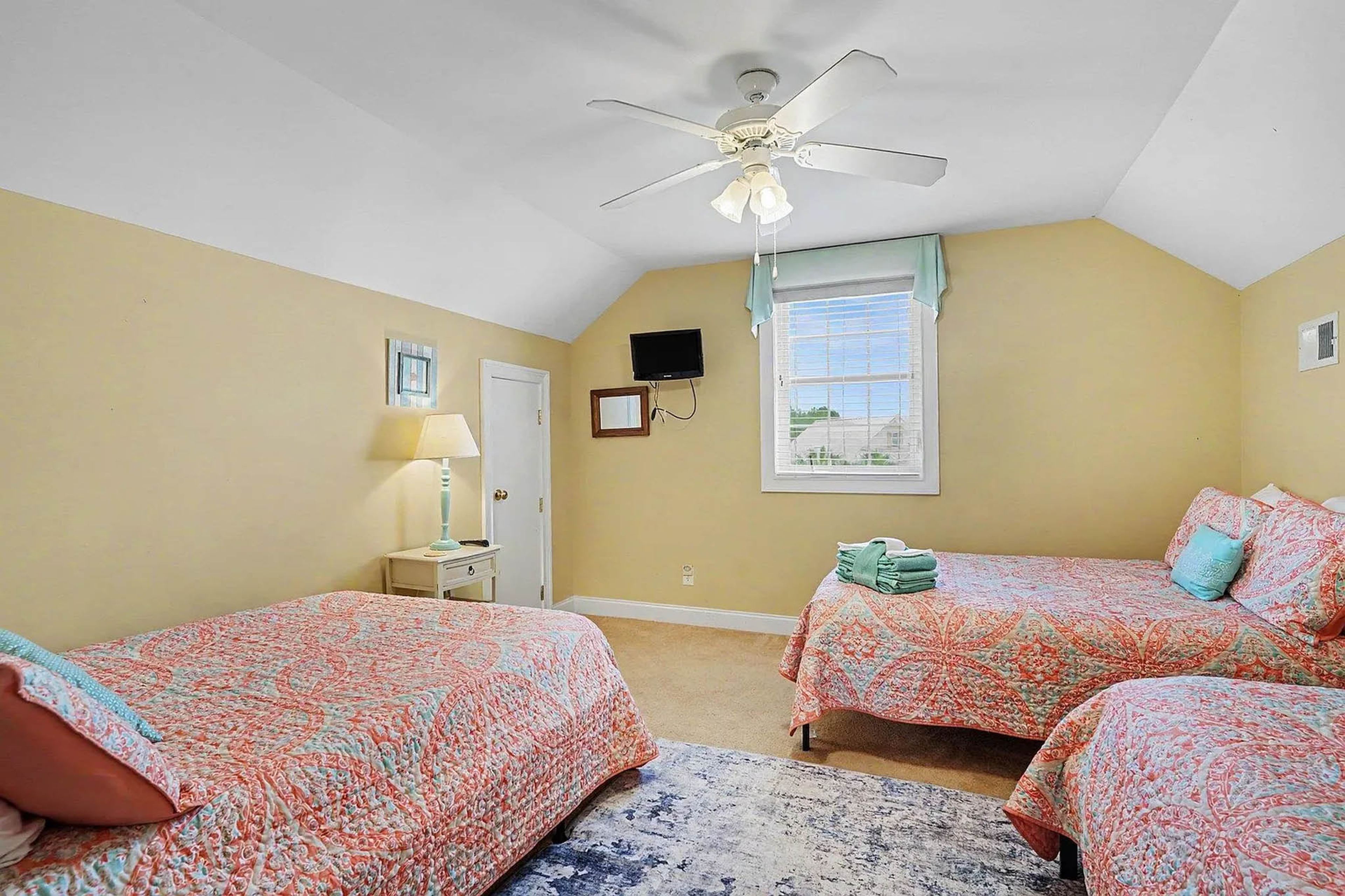 Bedroom 3 | Twin Bed | 2 Full Beds | 2nd Level