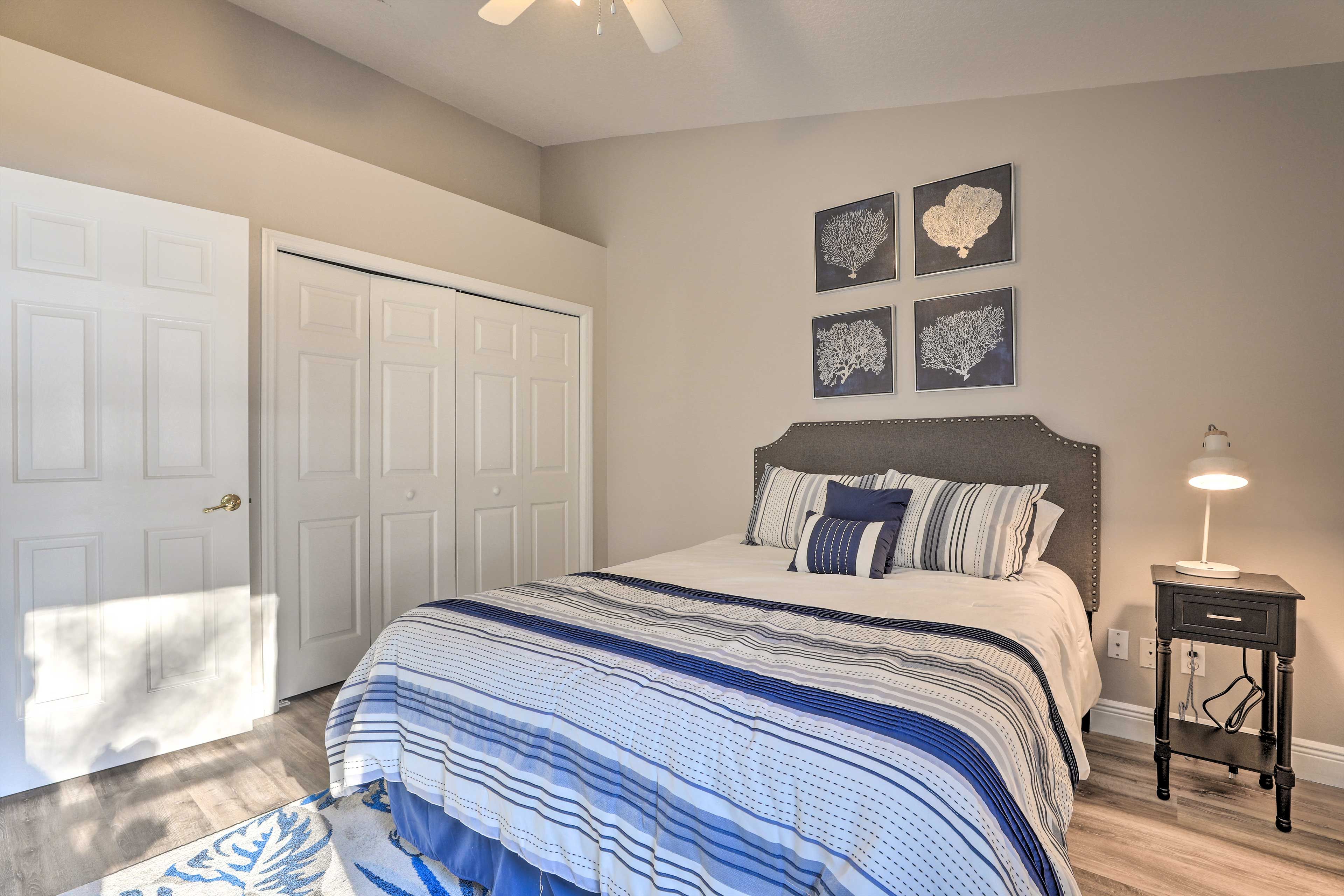 Bedroom 3 | Queen Bed