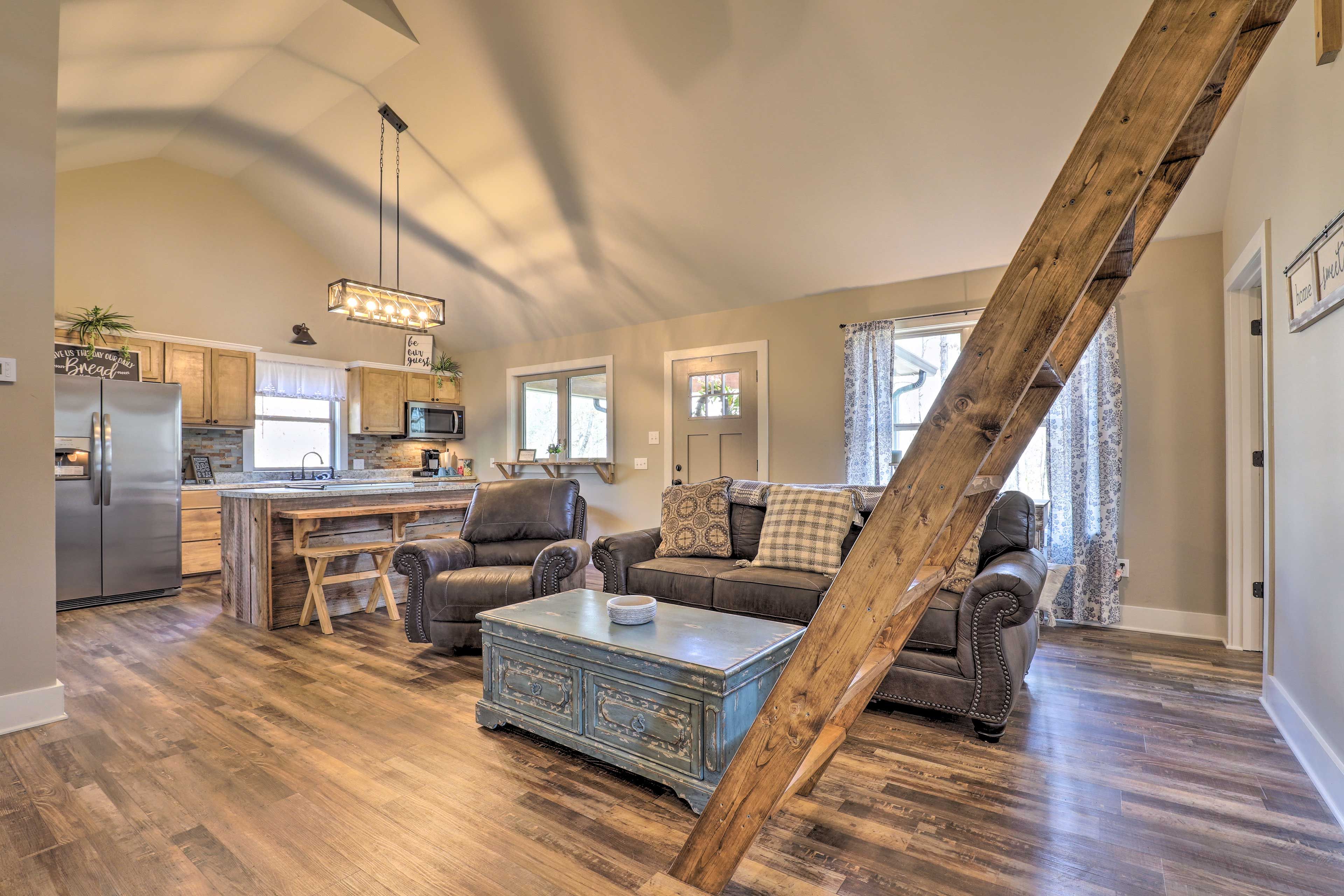 Living Room | Free WiFi