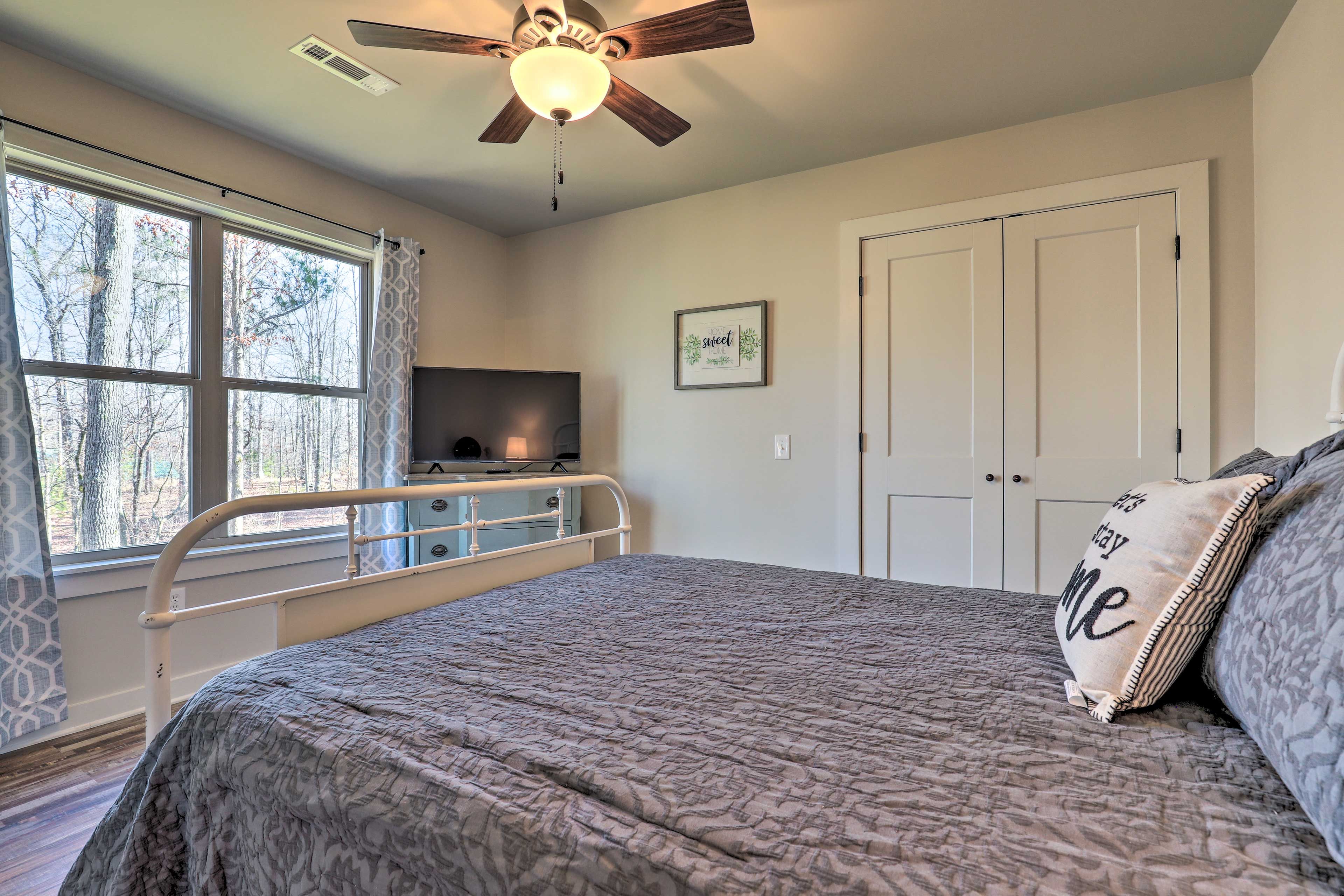 Bedroom 2 | Linens Provided