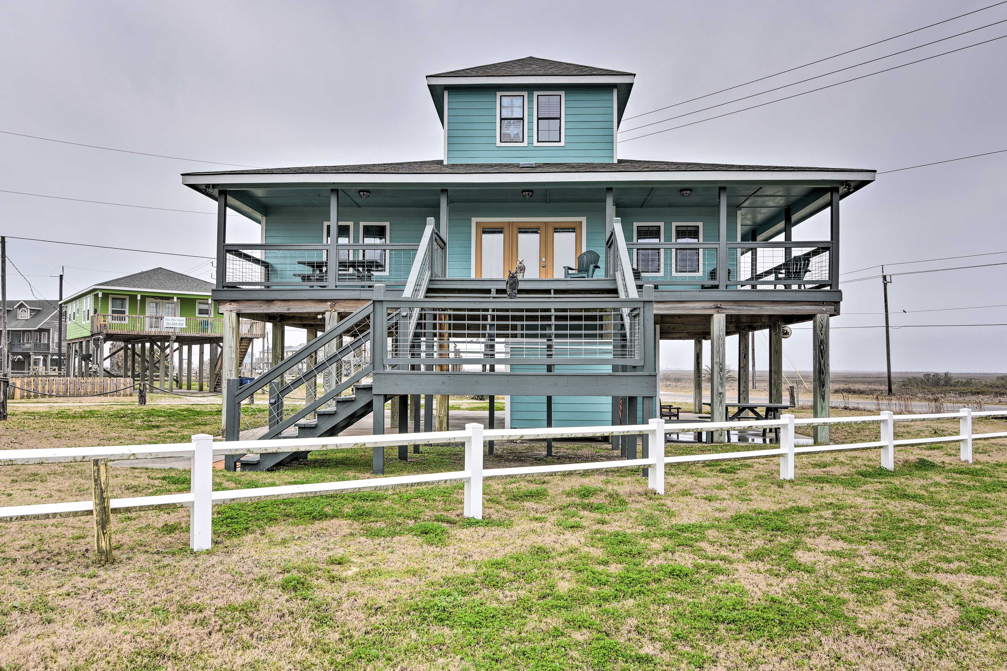 Surfside Beach Vacation Rental | 3BR | 2BA | 1,540 Sq Ft | Steps Required