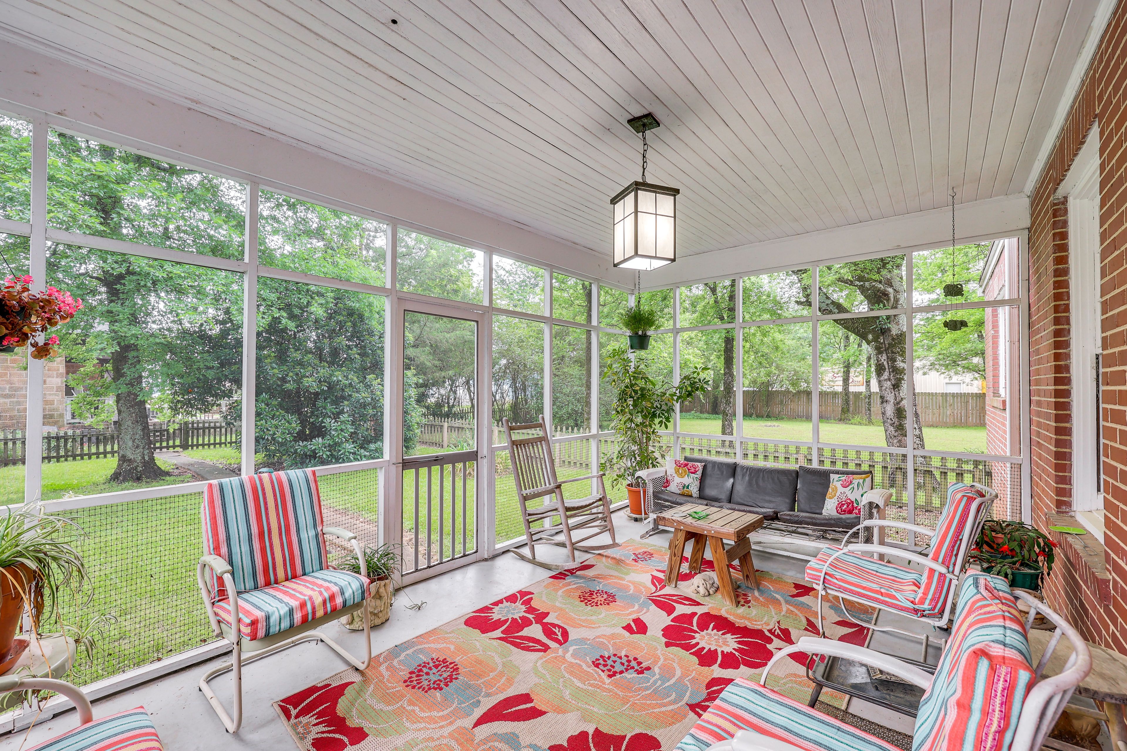 Private Screened-In Porch