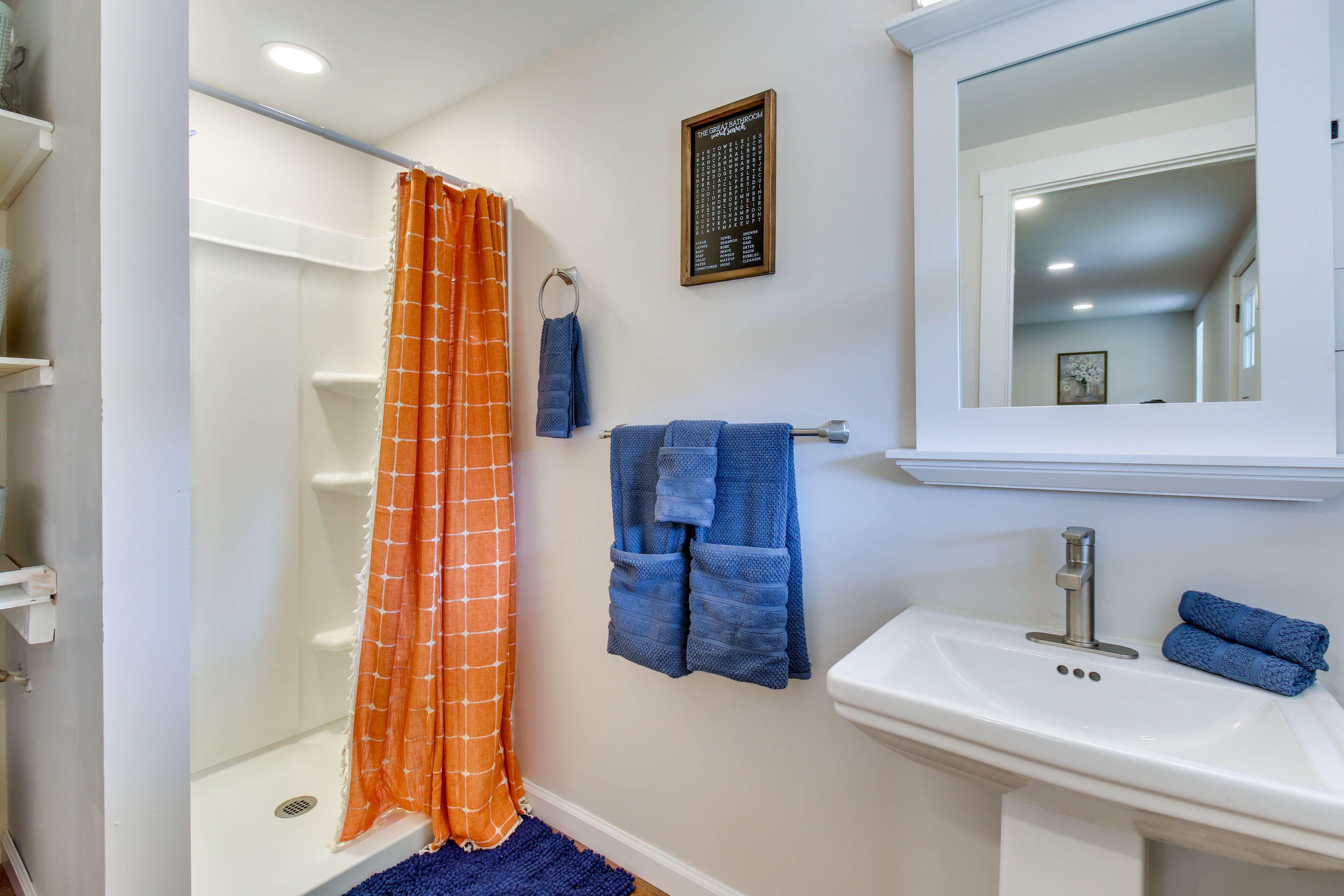 Full Bathroom