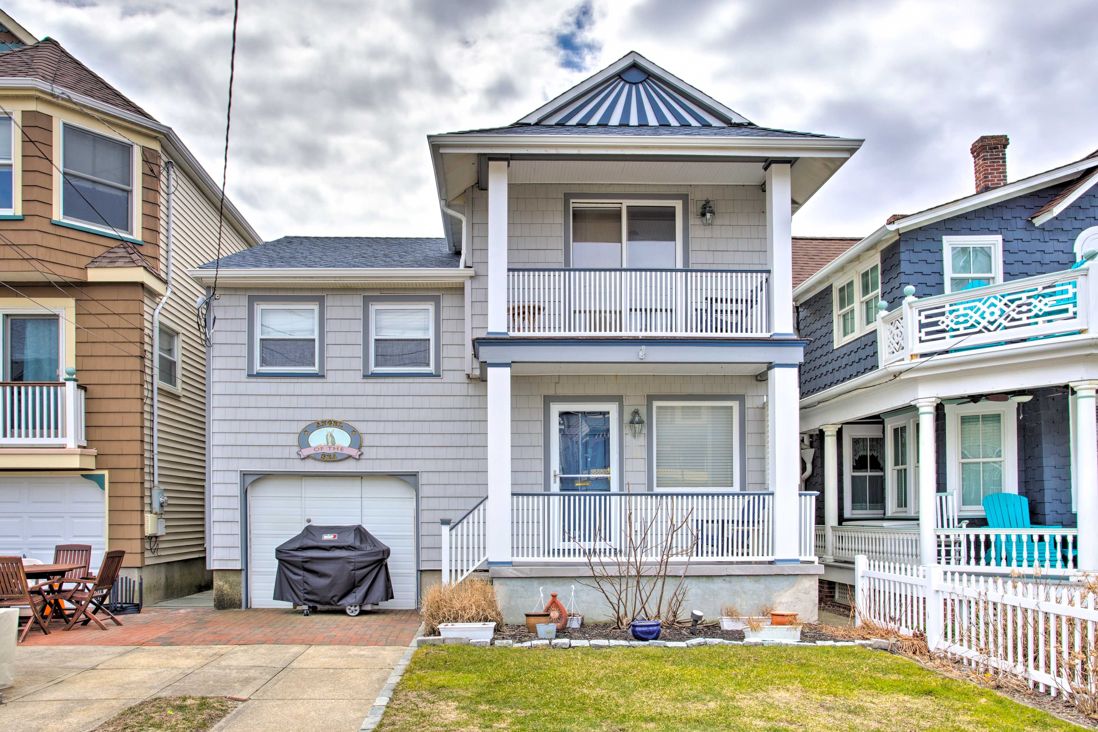 Home Exterior | Steps to Enter