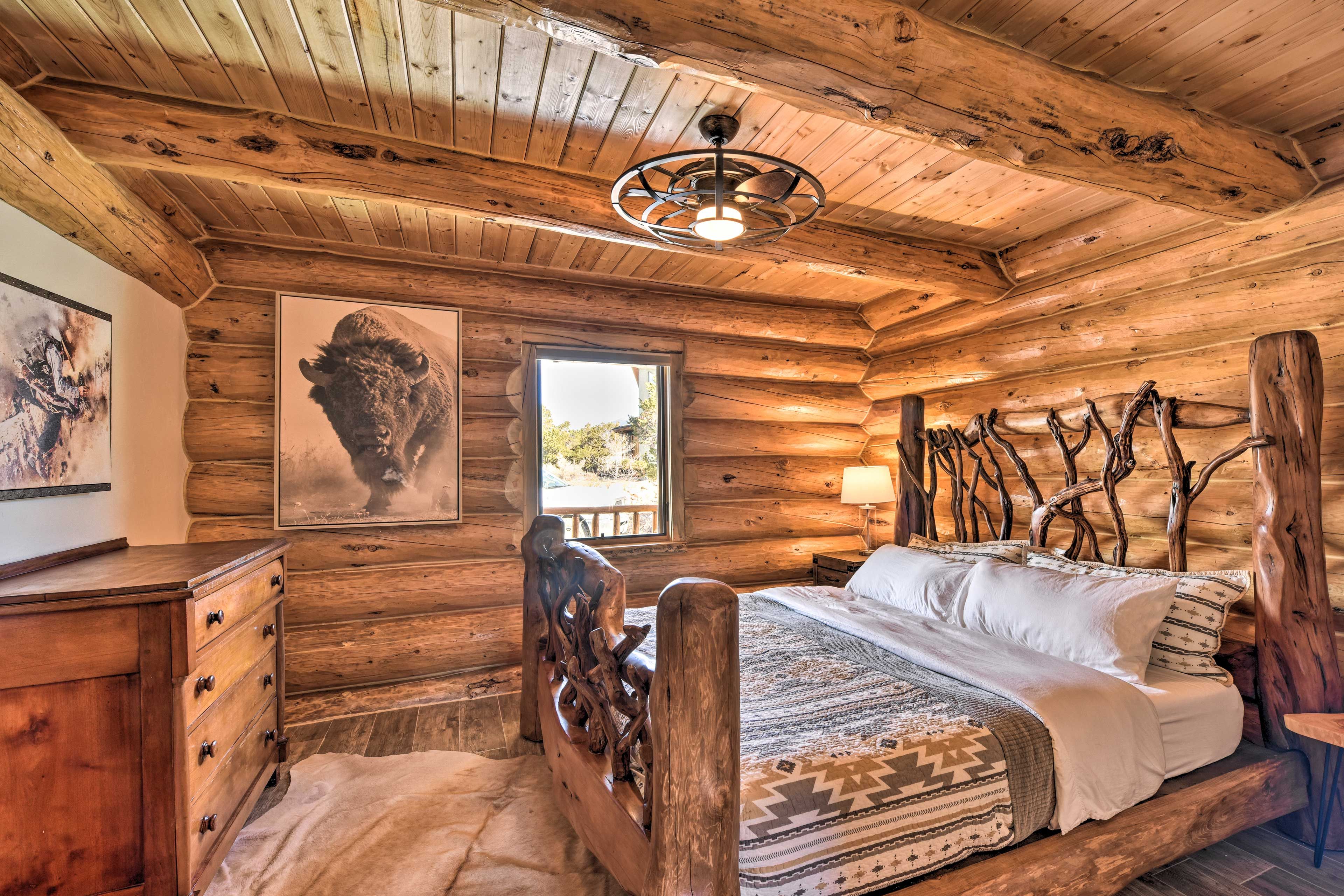 Bedroom 1 | King Bed | Main Level