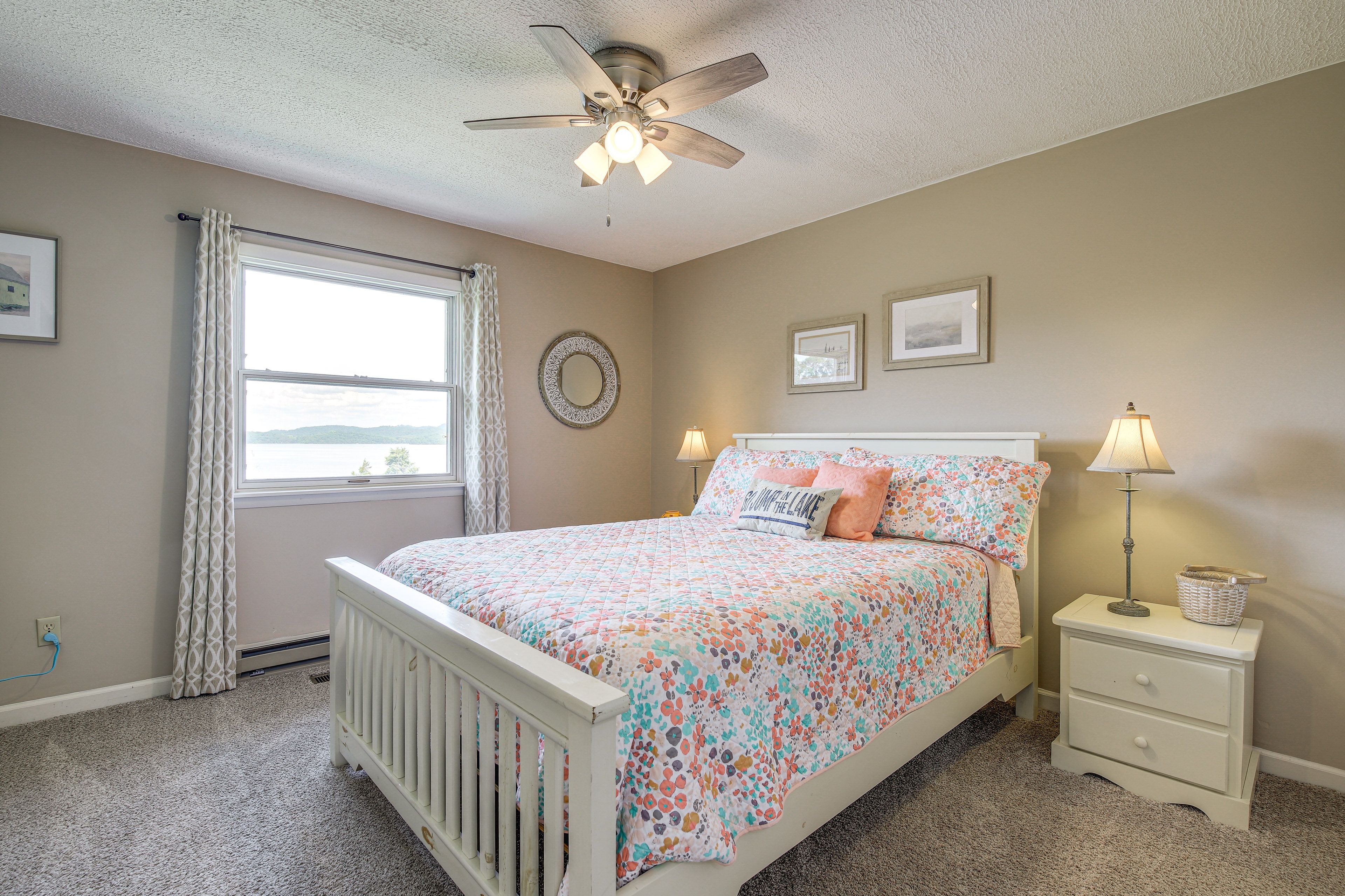 Bedroom 1 | Queen Bed | Linens Provided