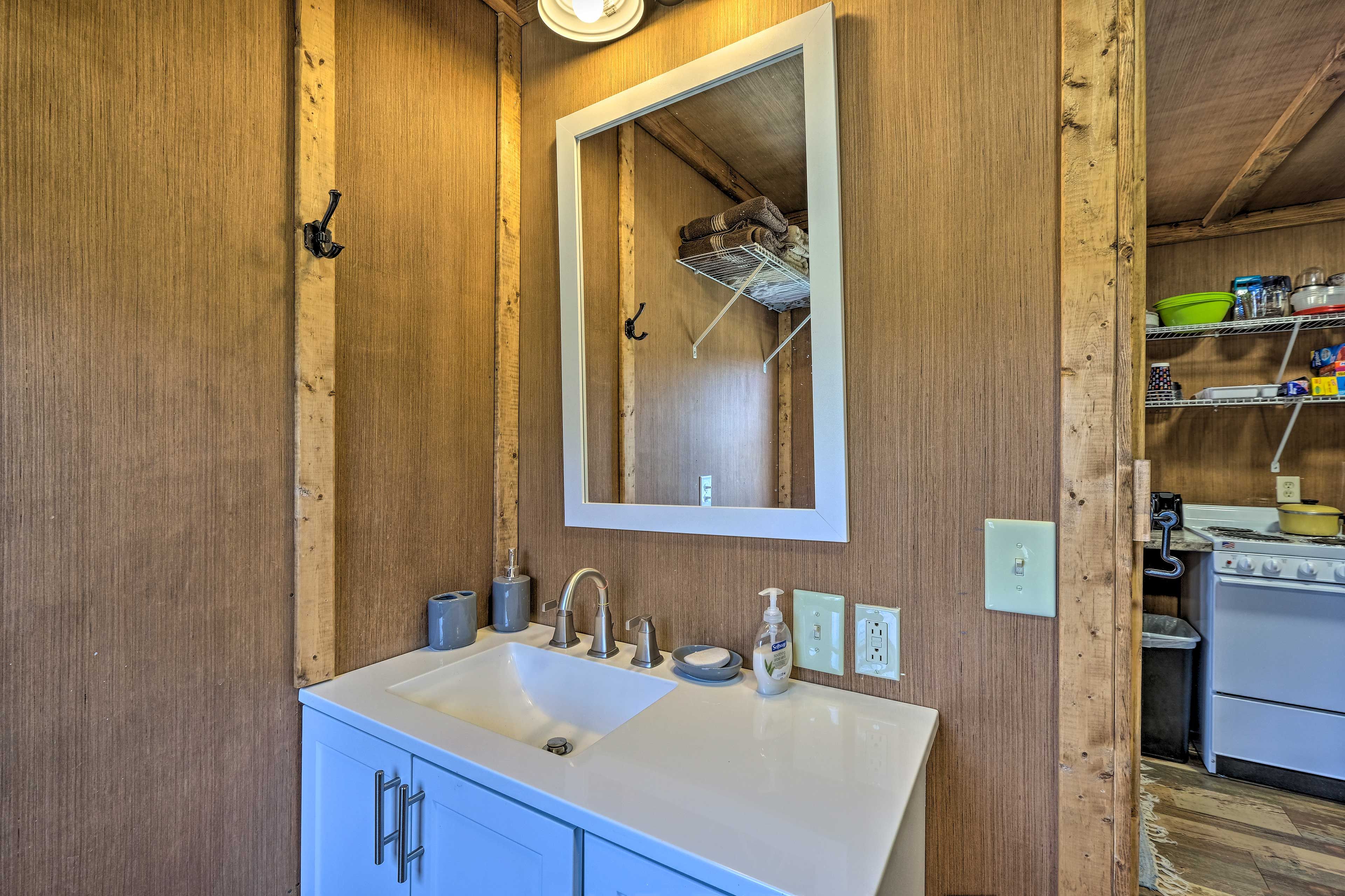 Full Bathroom