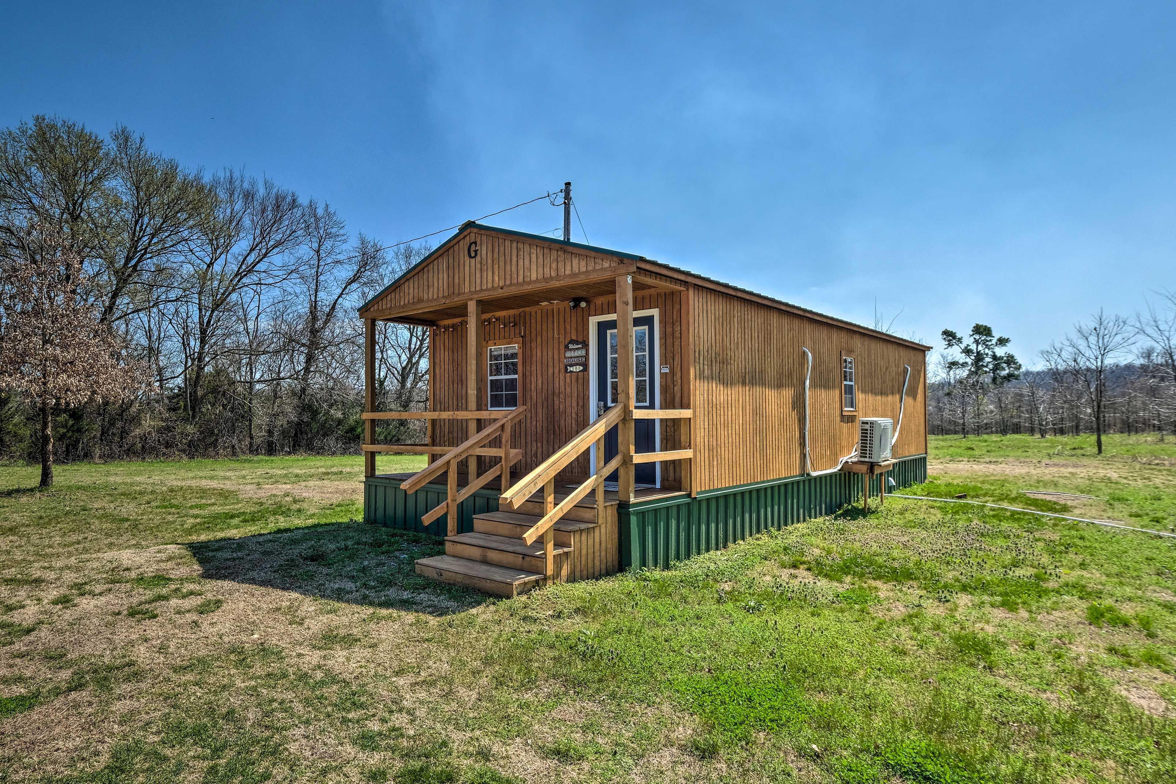 Cabin Exterior | Keyless Entry | 4 Steps to Access