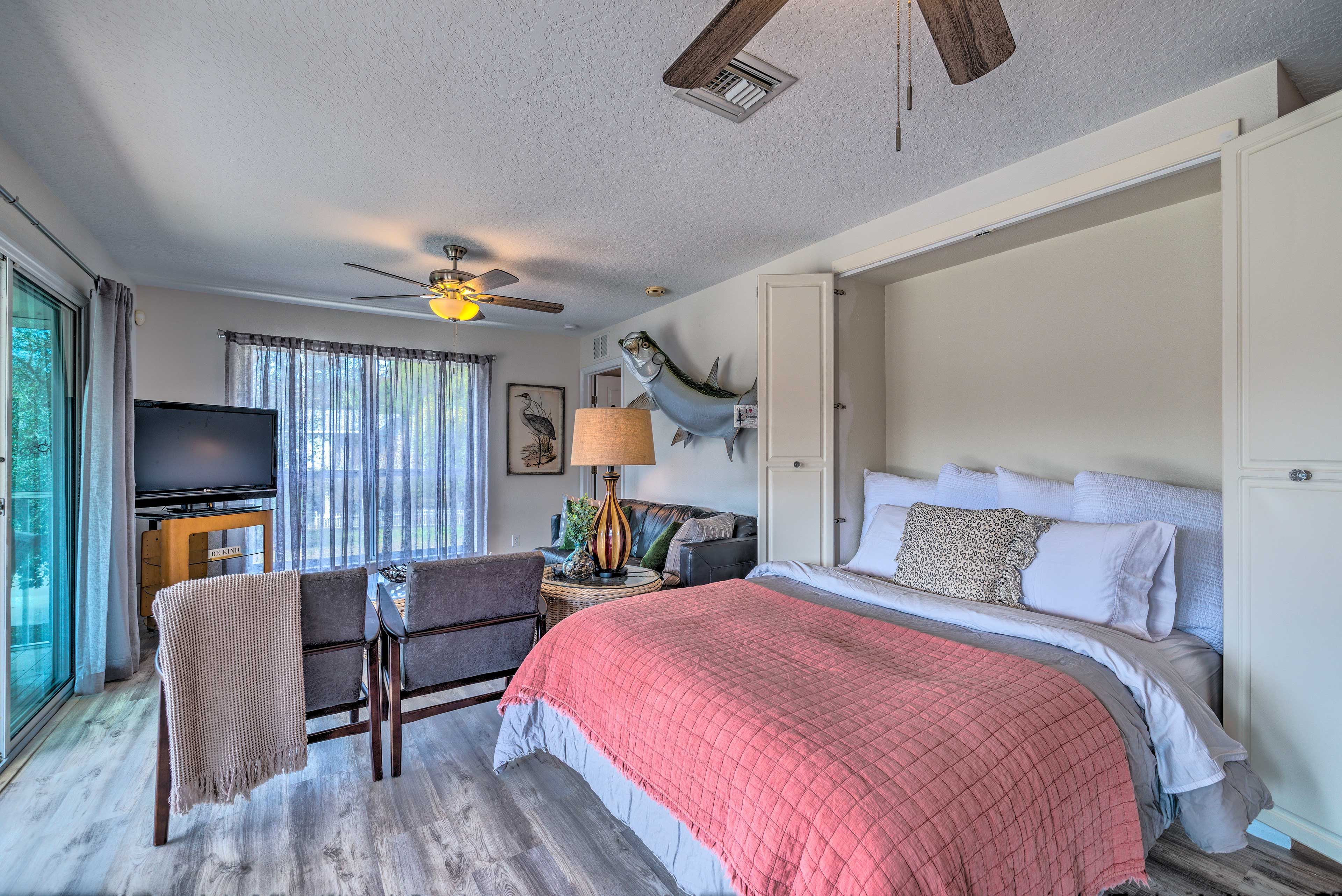 Living Room | Smart TV
