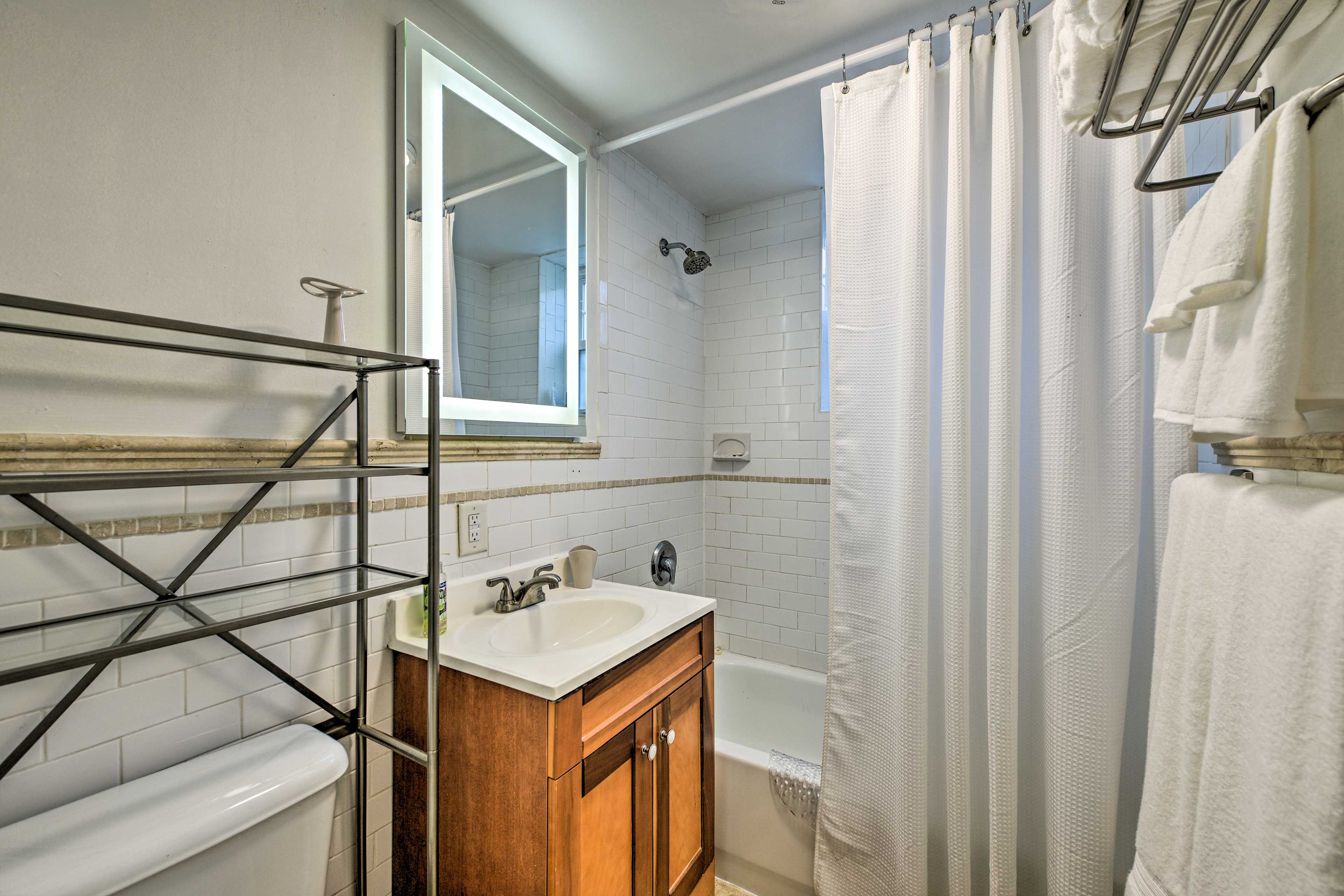 Bathroom | Towels Provided