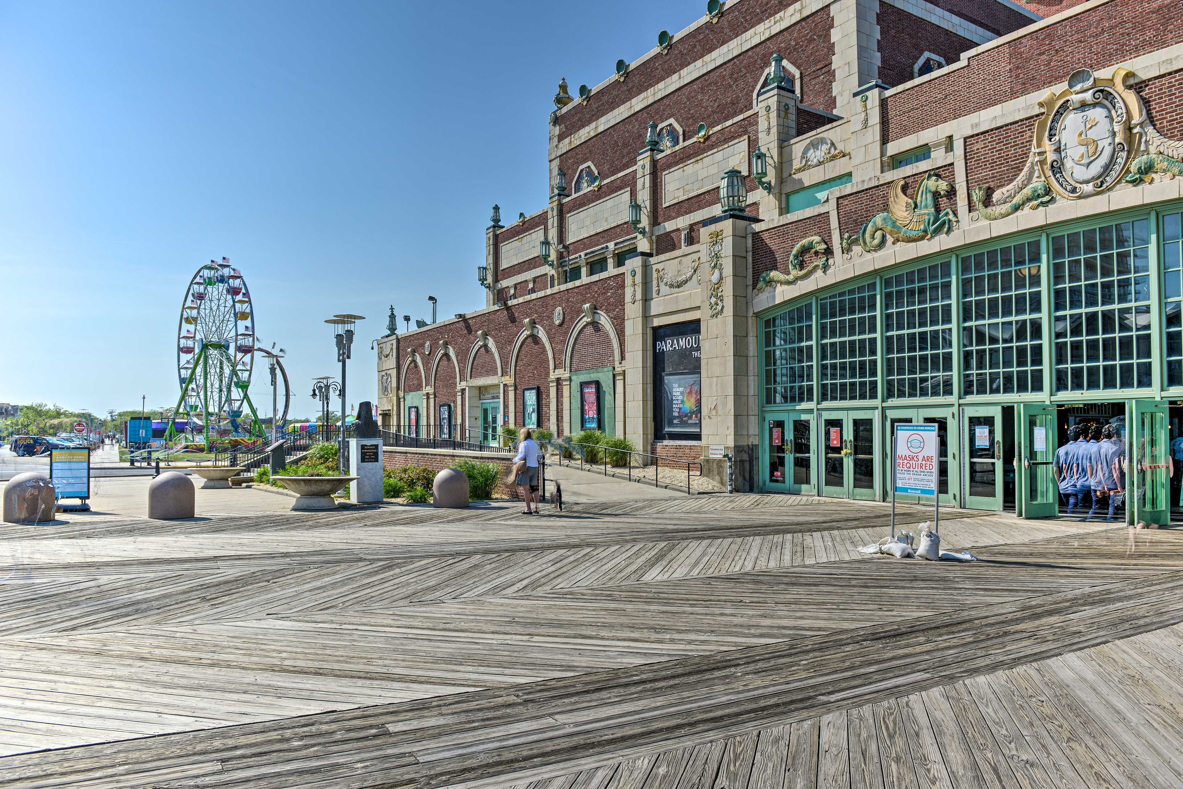 Paramount Theatre & Convention Center