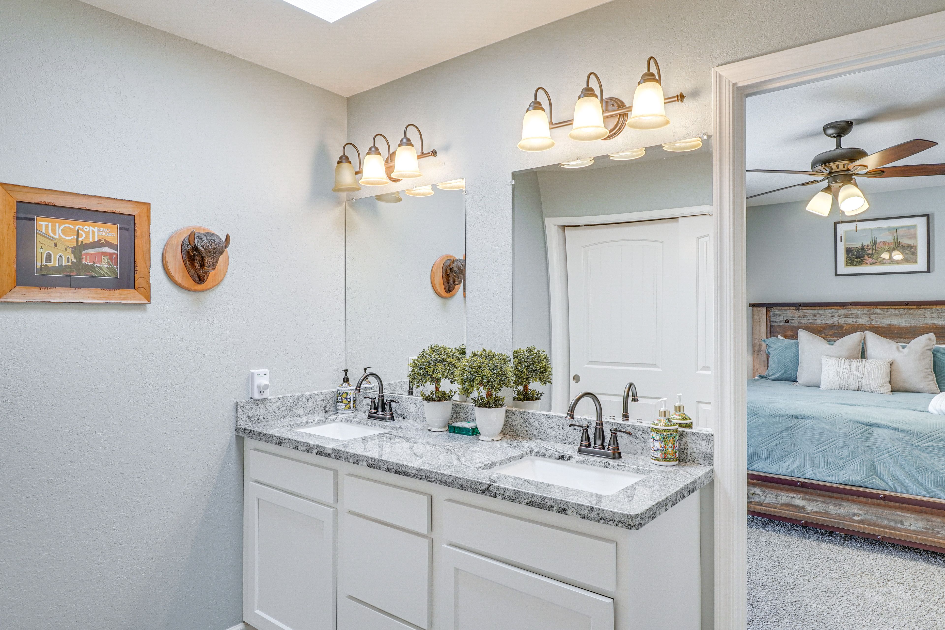 En-Suite Bathroom