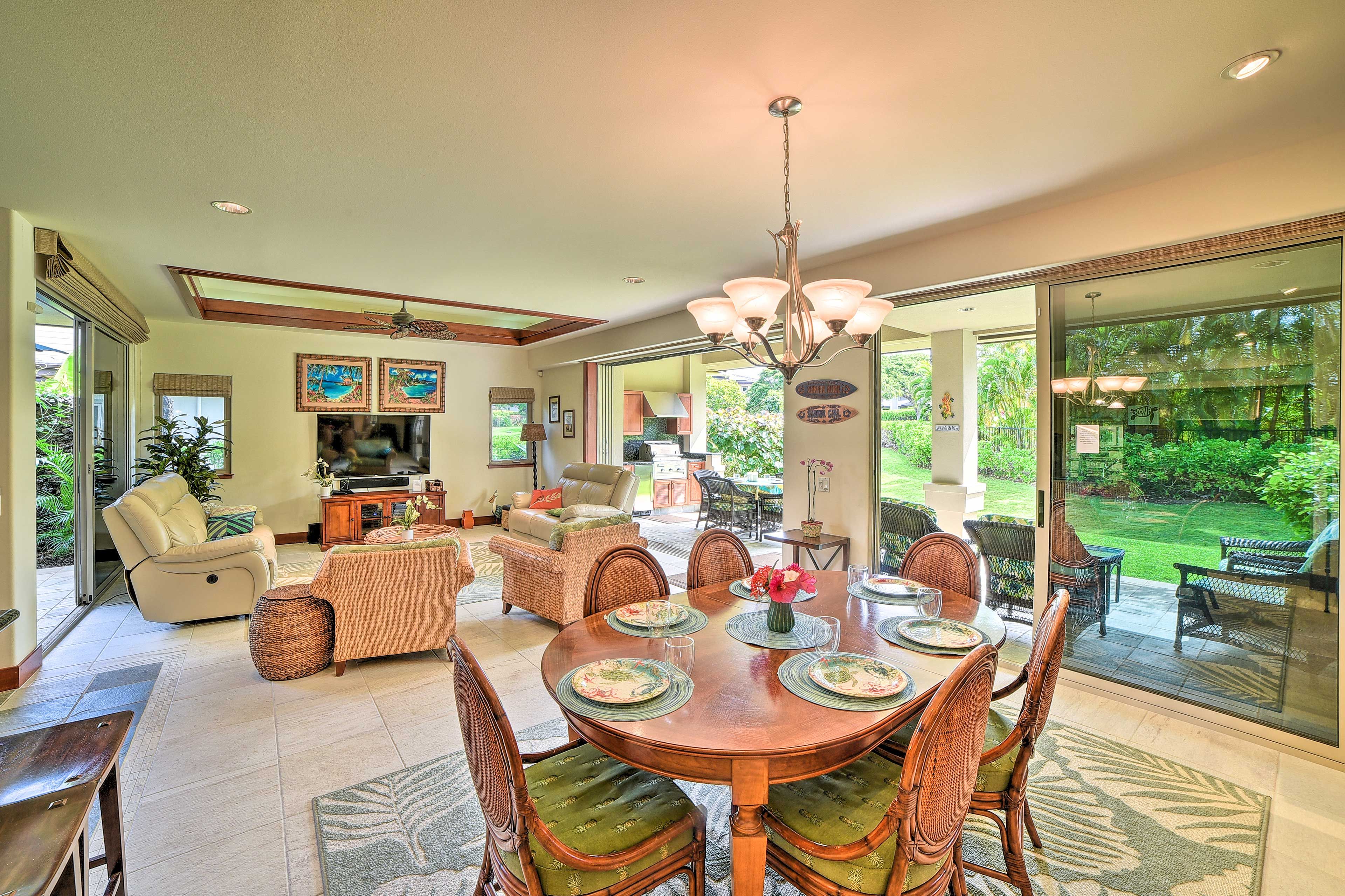 Dining Room | 1st Floor | Dishware/Flatware Provided | High Chair